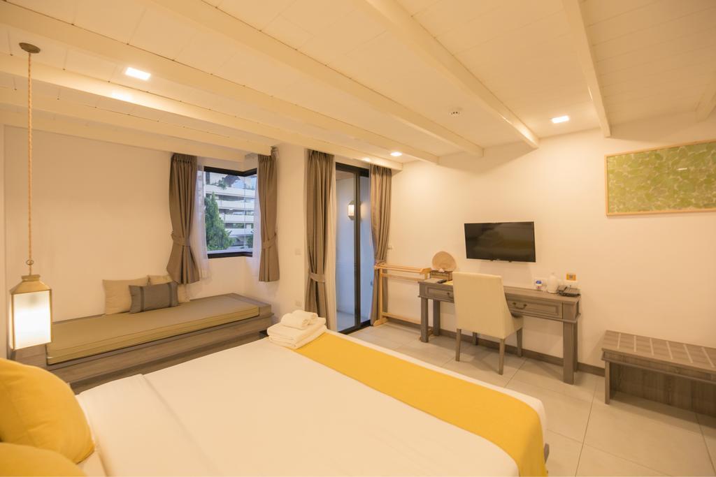 Double Deluxe City View