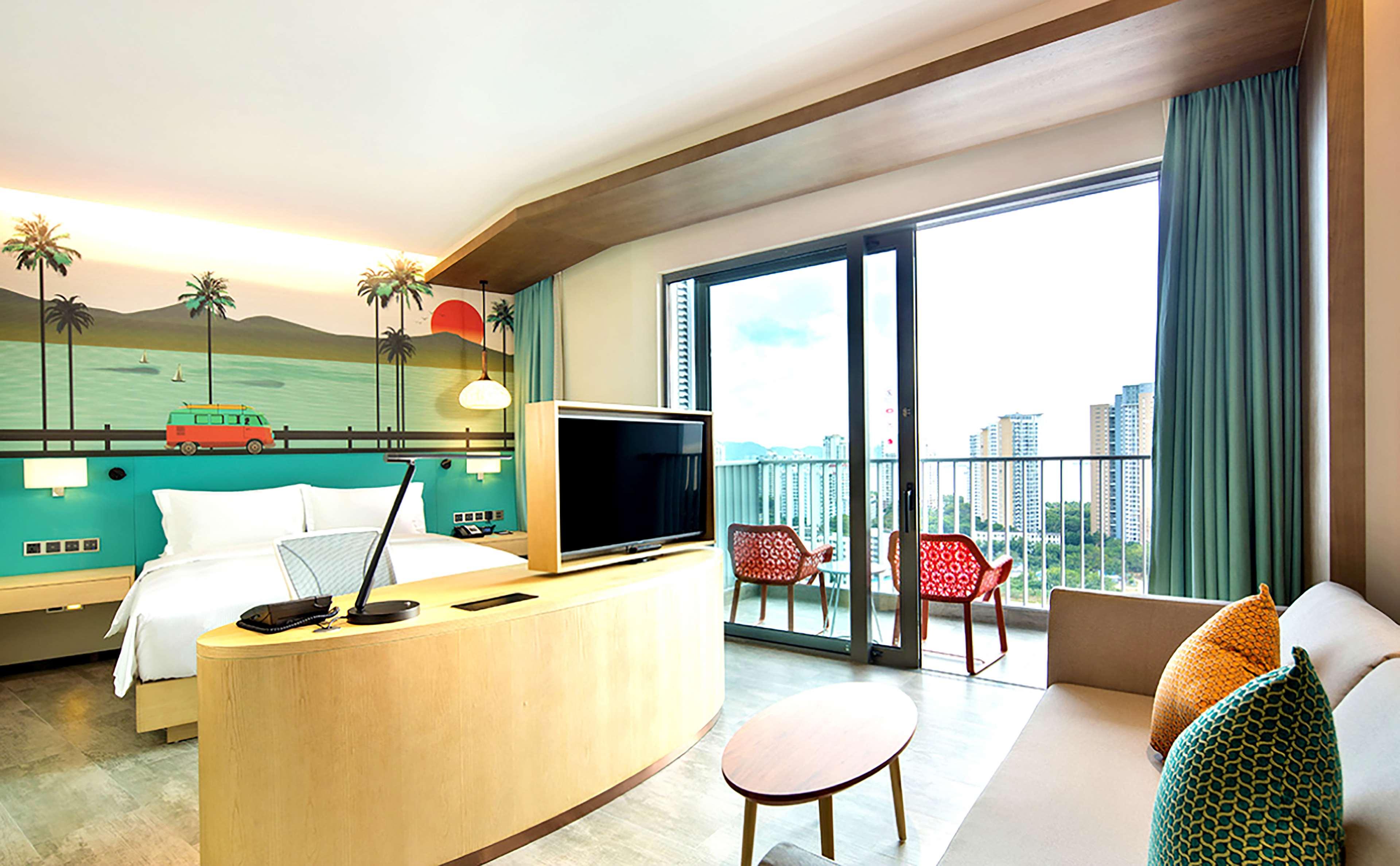 Family Room Sea View with Balcony