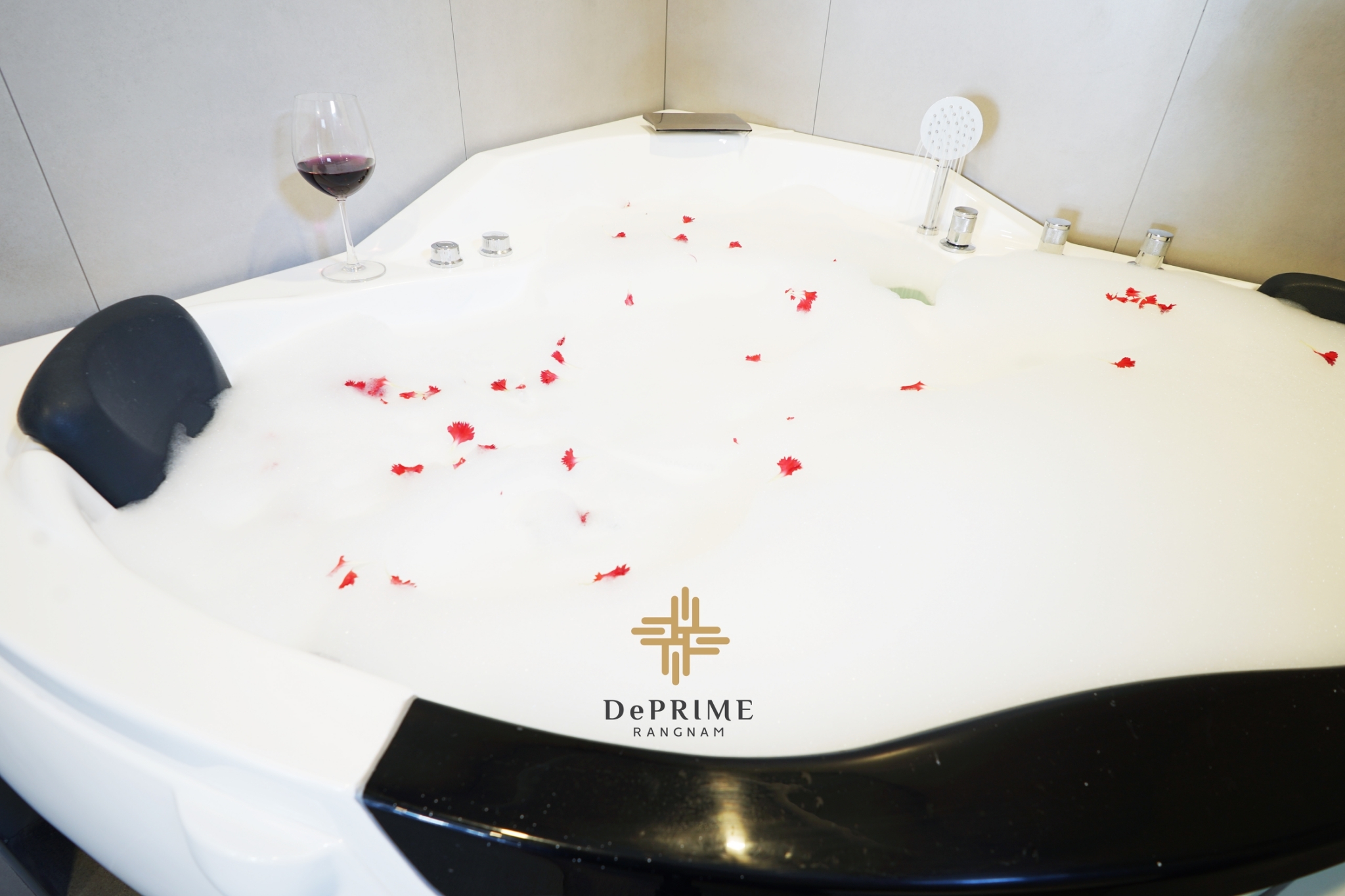 Double Deluxe with Jacuzzi