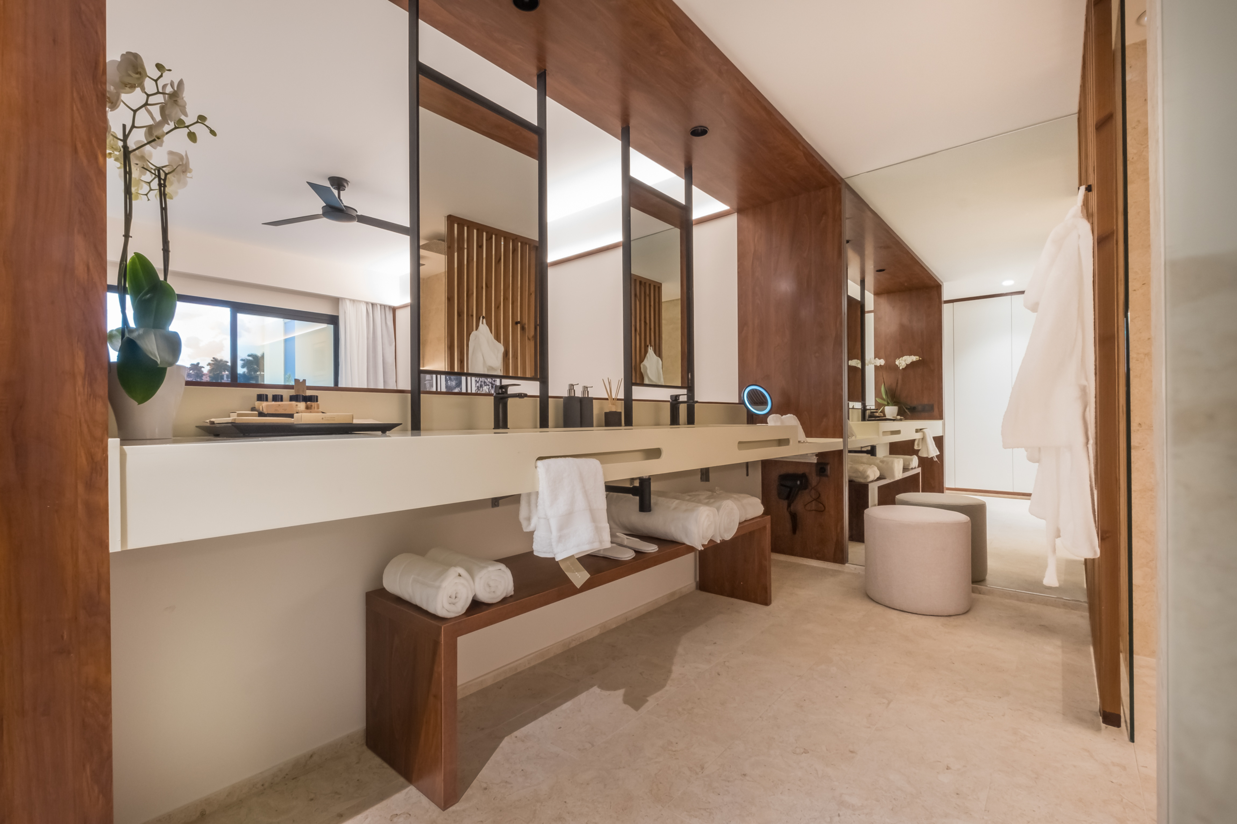 Junior Suite Pool View