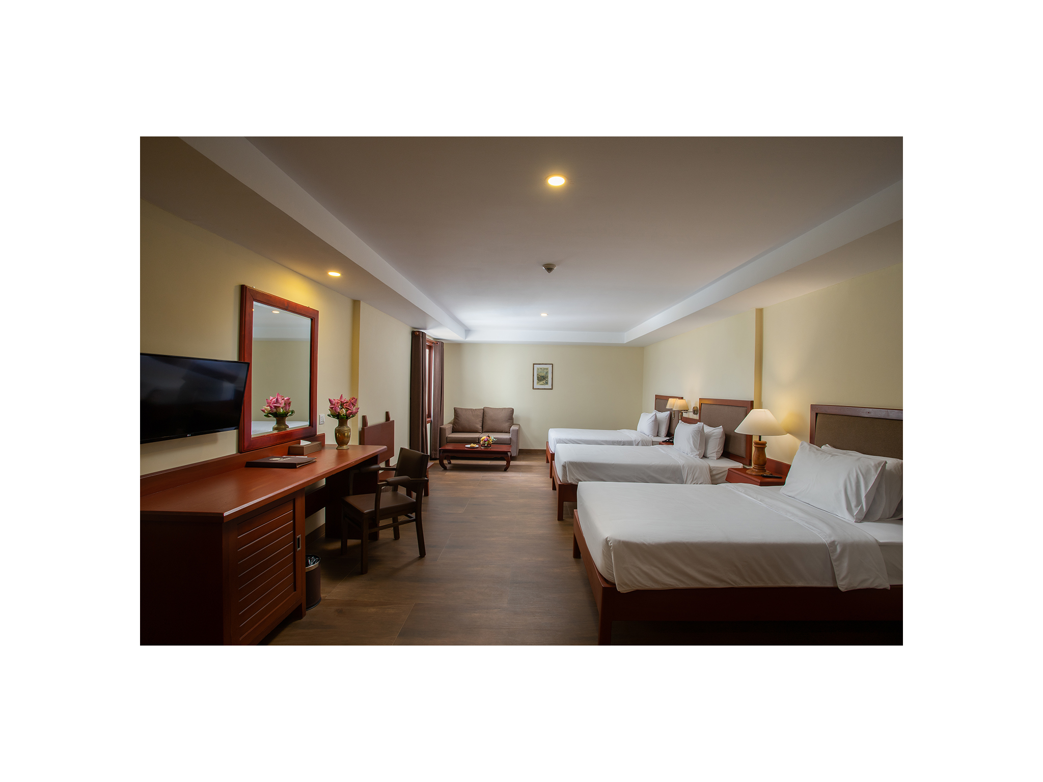 Triple Deluxe with Views