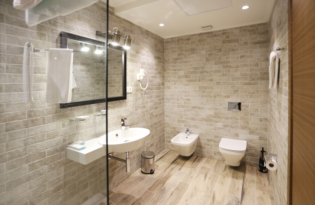 Family Room Capacity 2