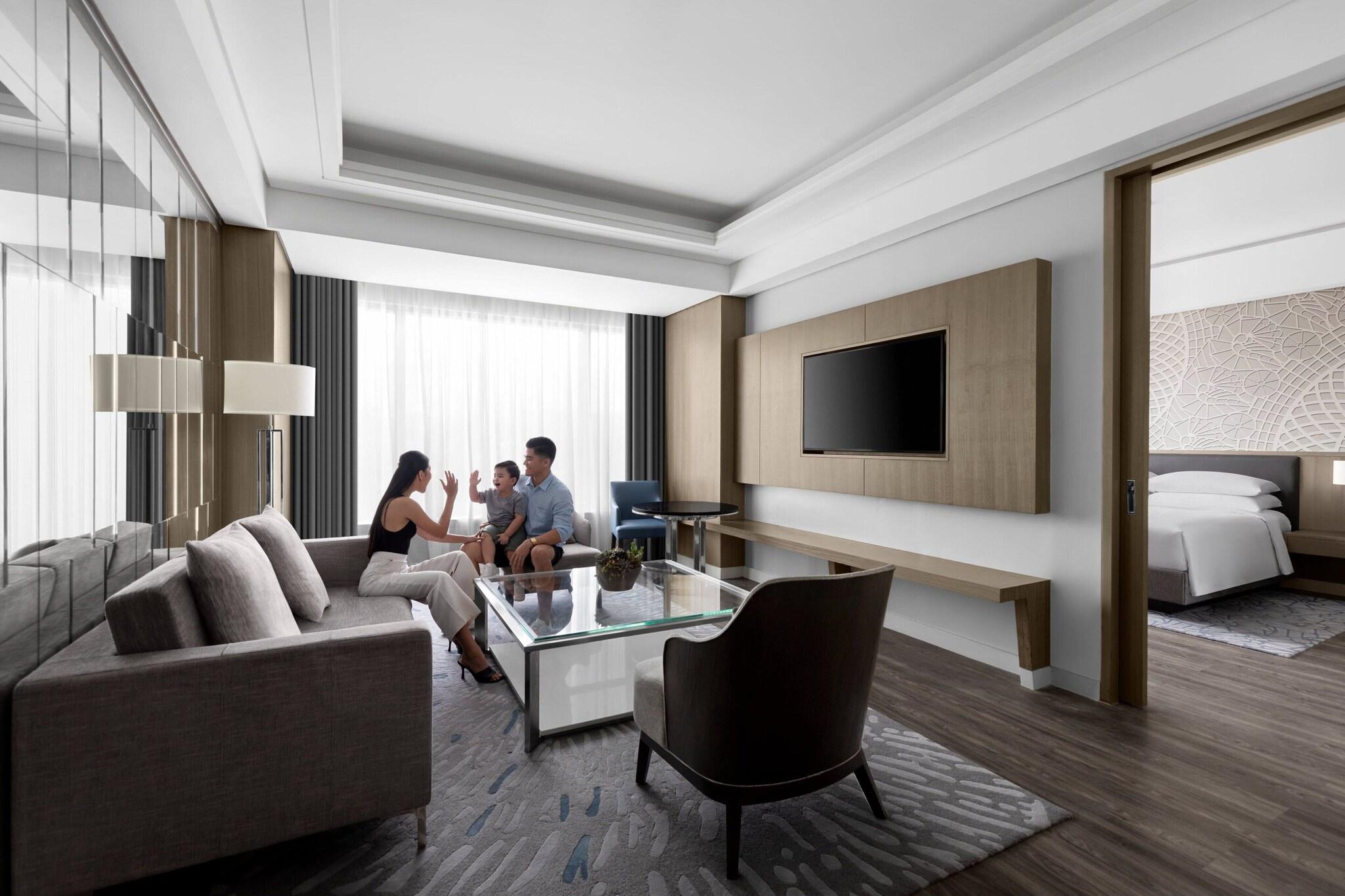 Suite Deluxe King Bed