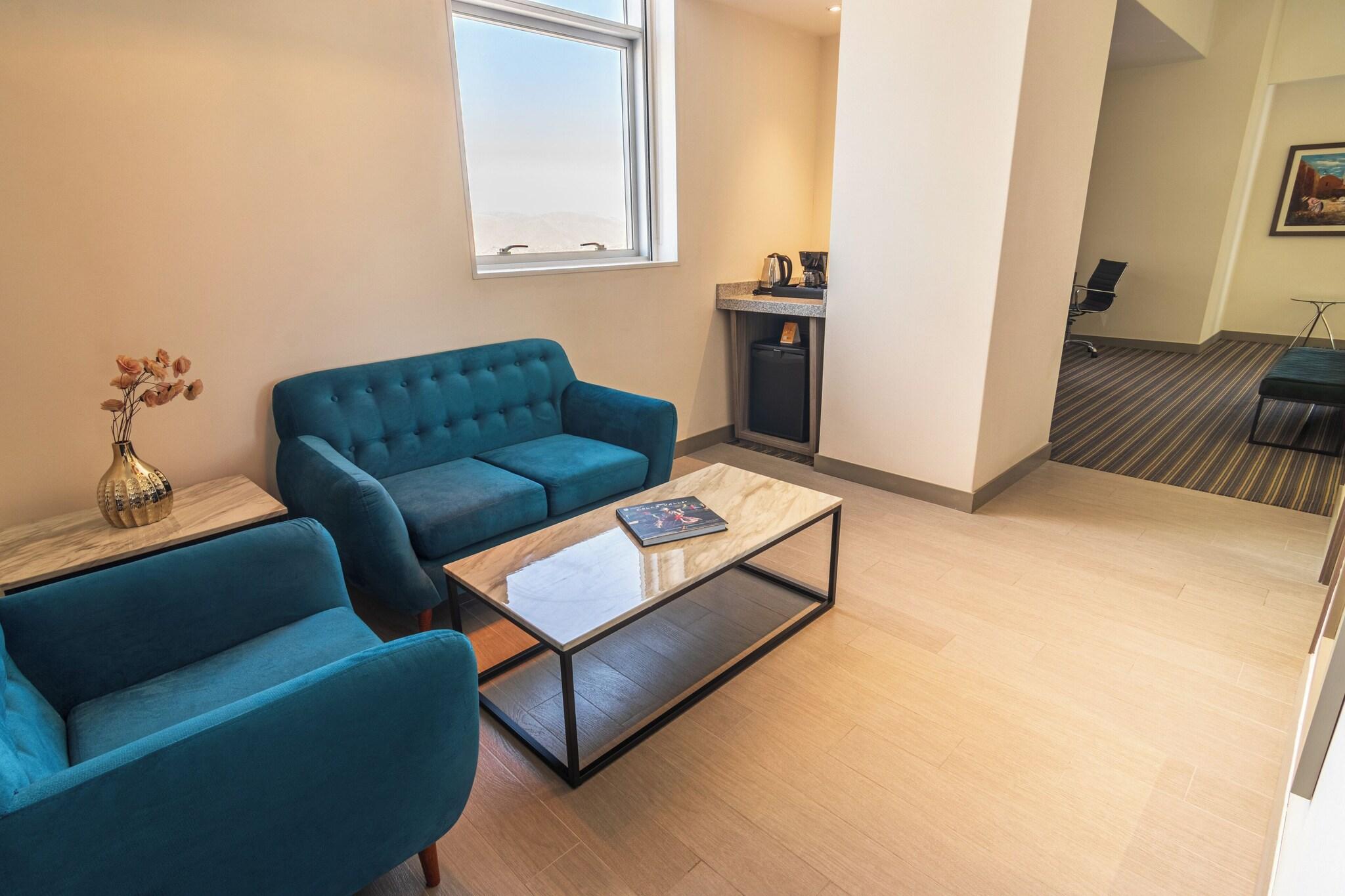 Junior Suite King Size Bed