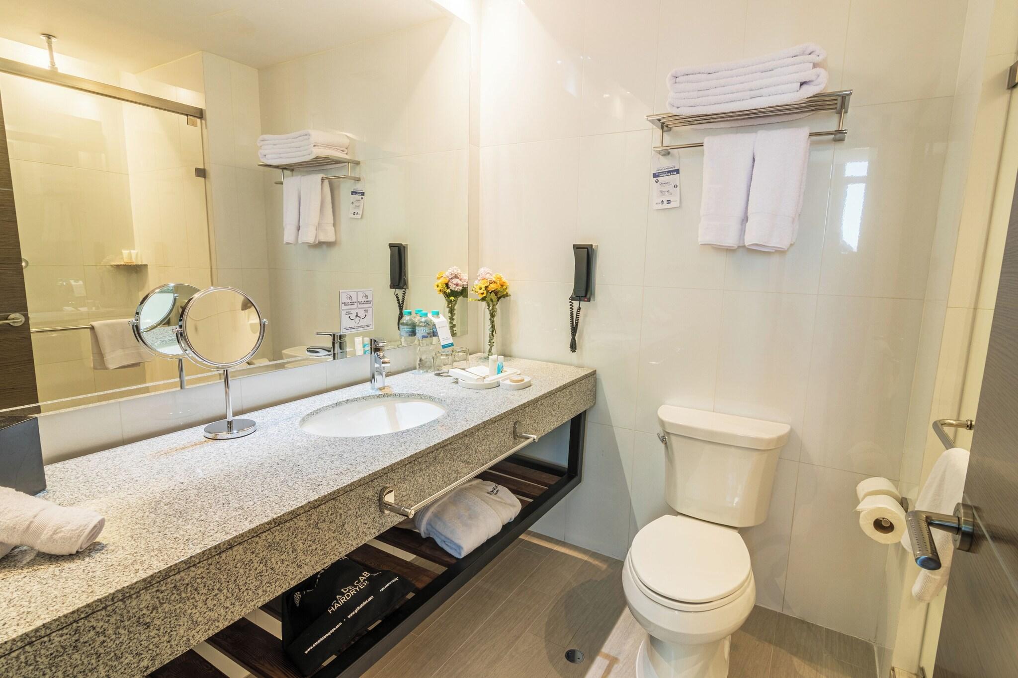 Junior Suite King Size Bed