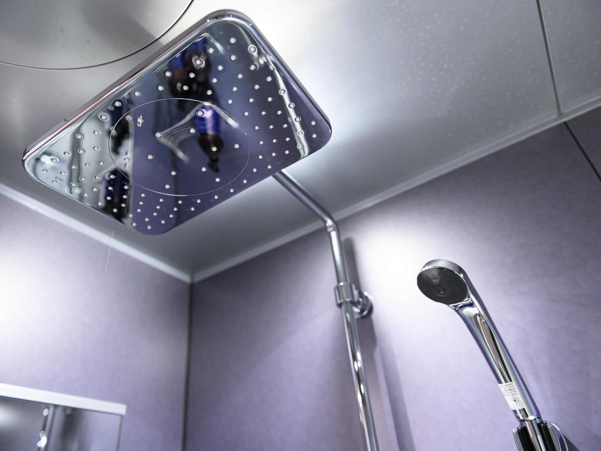 Apartment Connecting Room