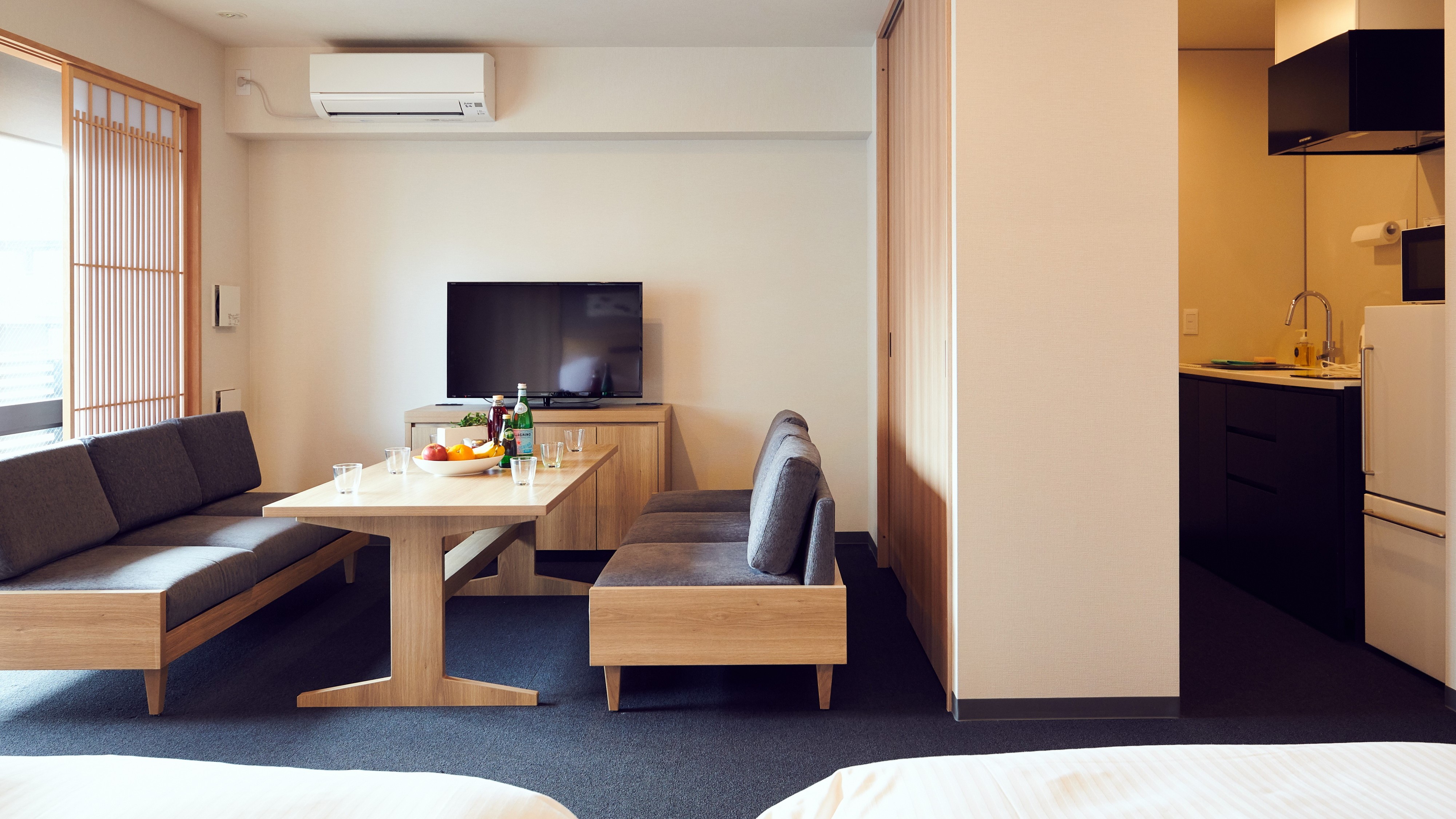 Studio Japanese Room