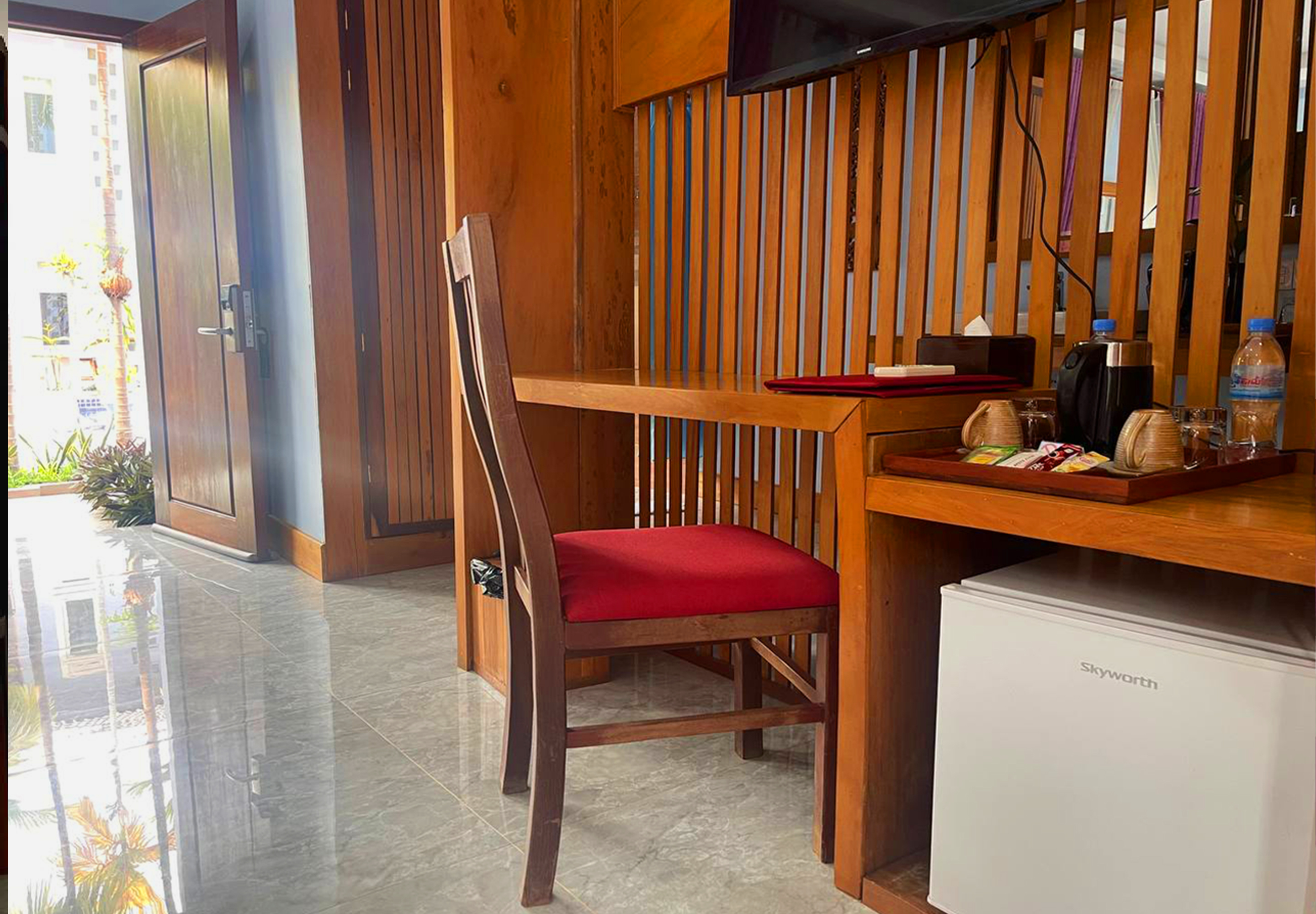 Twin Deluxe Pool View