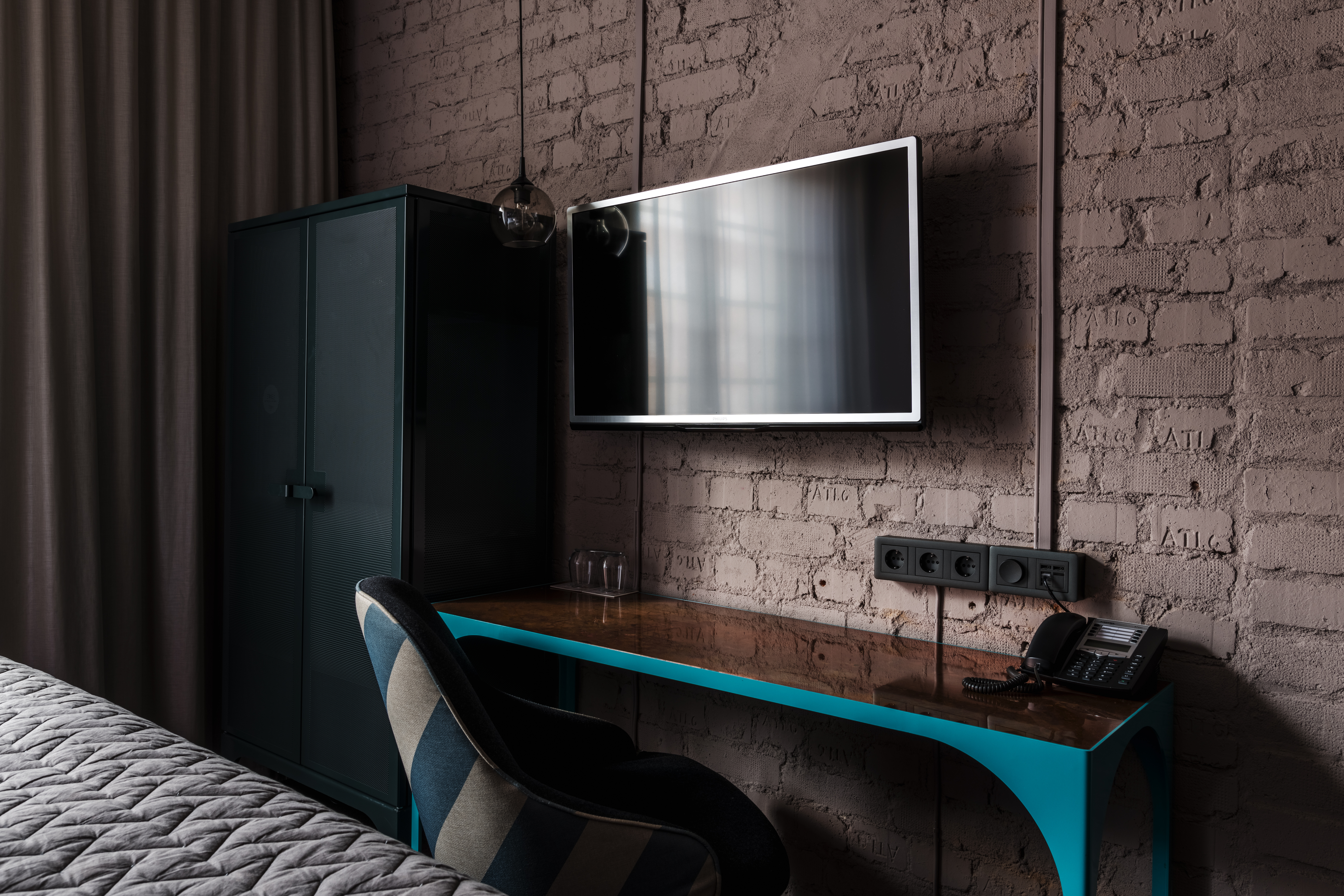 Double King Size Bed