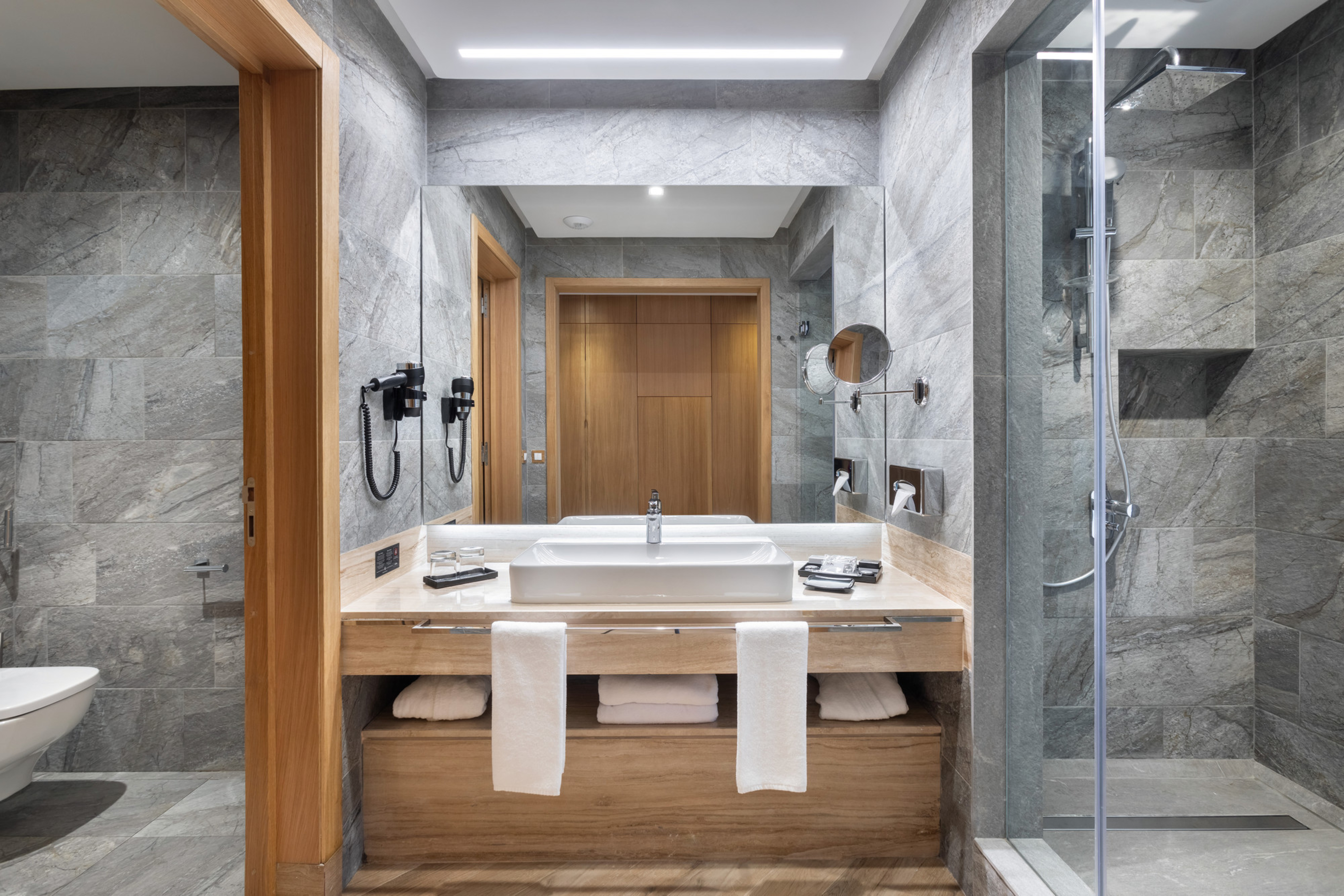 Double or Twin Standard