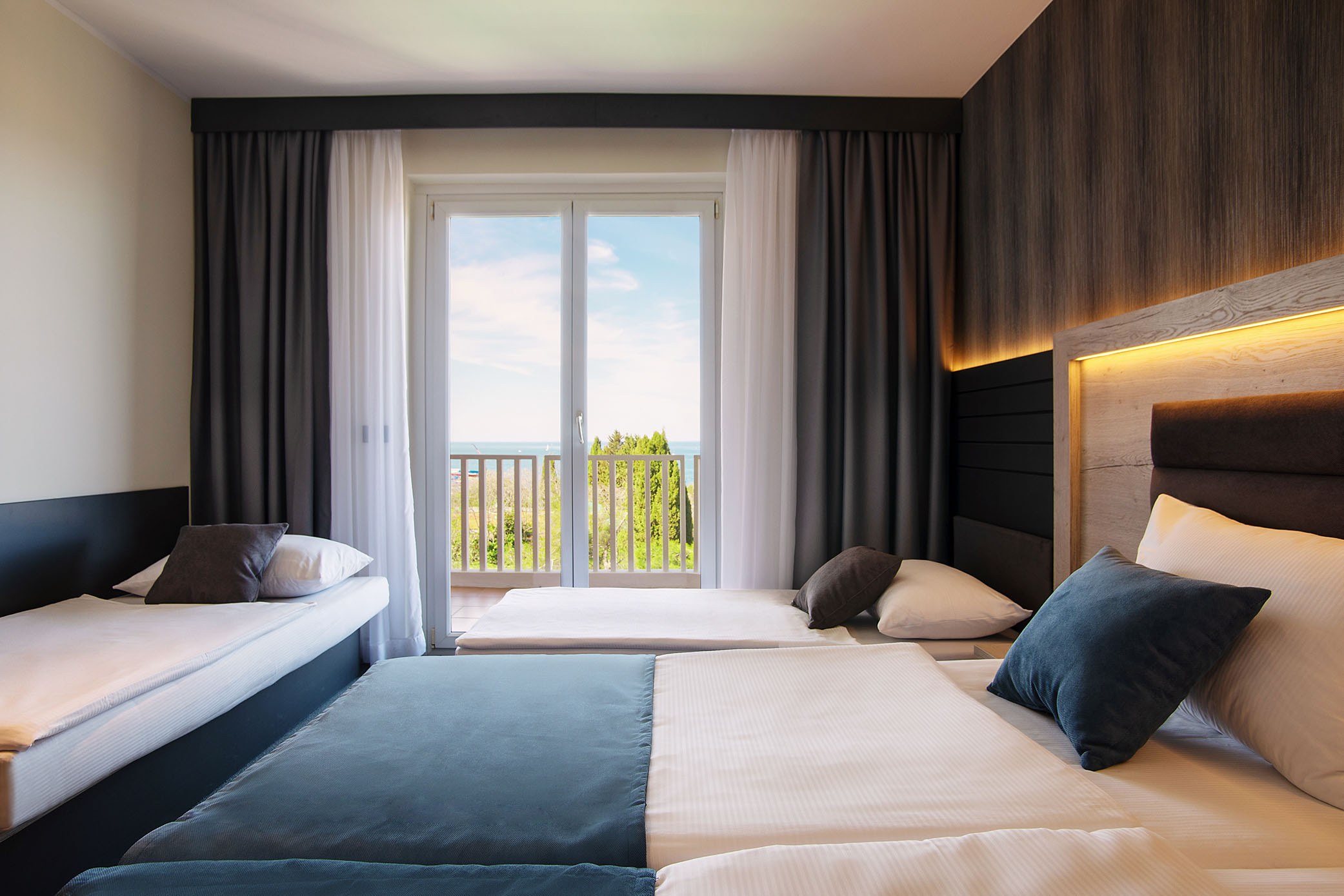 Family Room Superior with Balcony