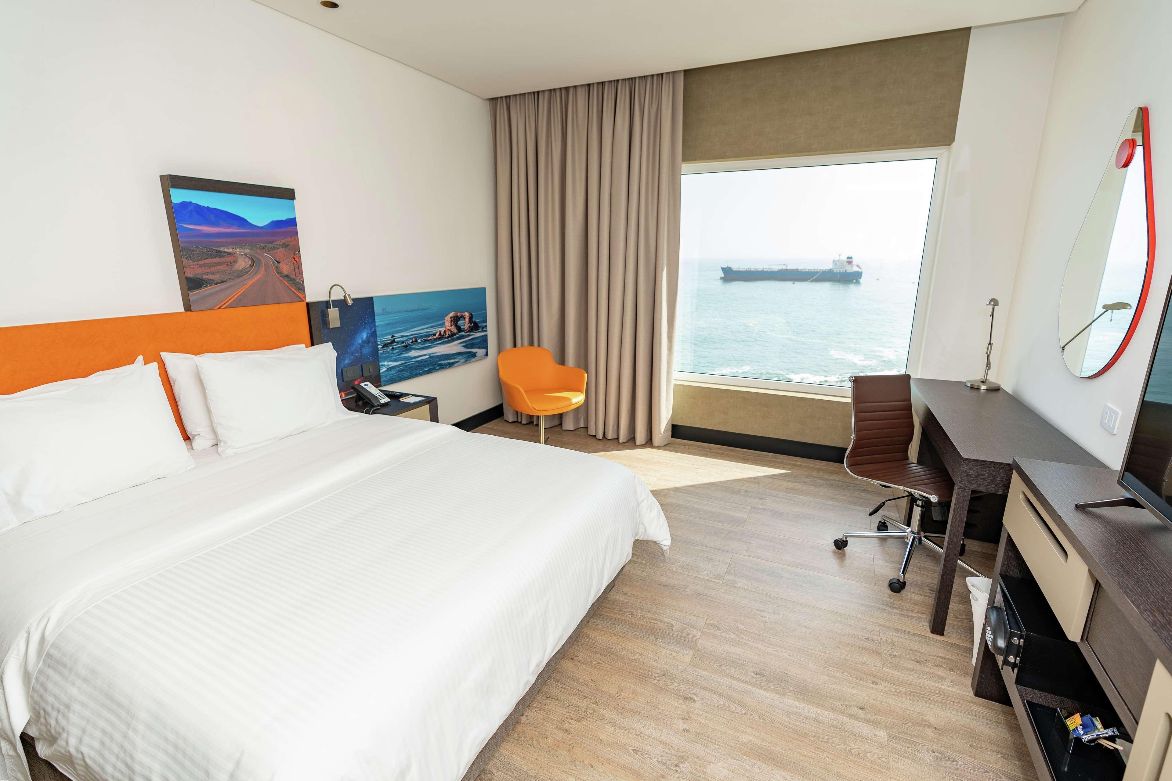 Room Ocean View Queen Bed