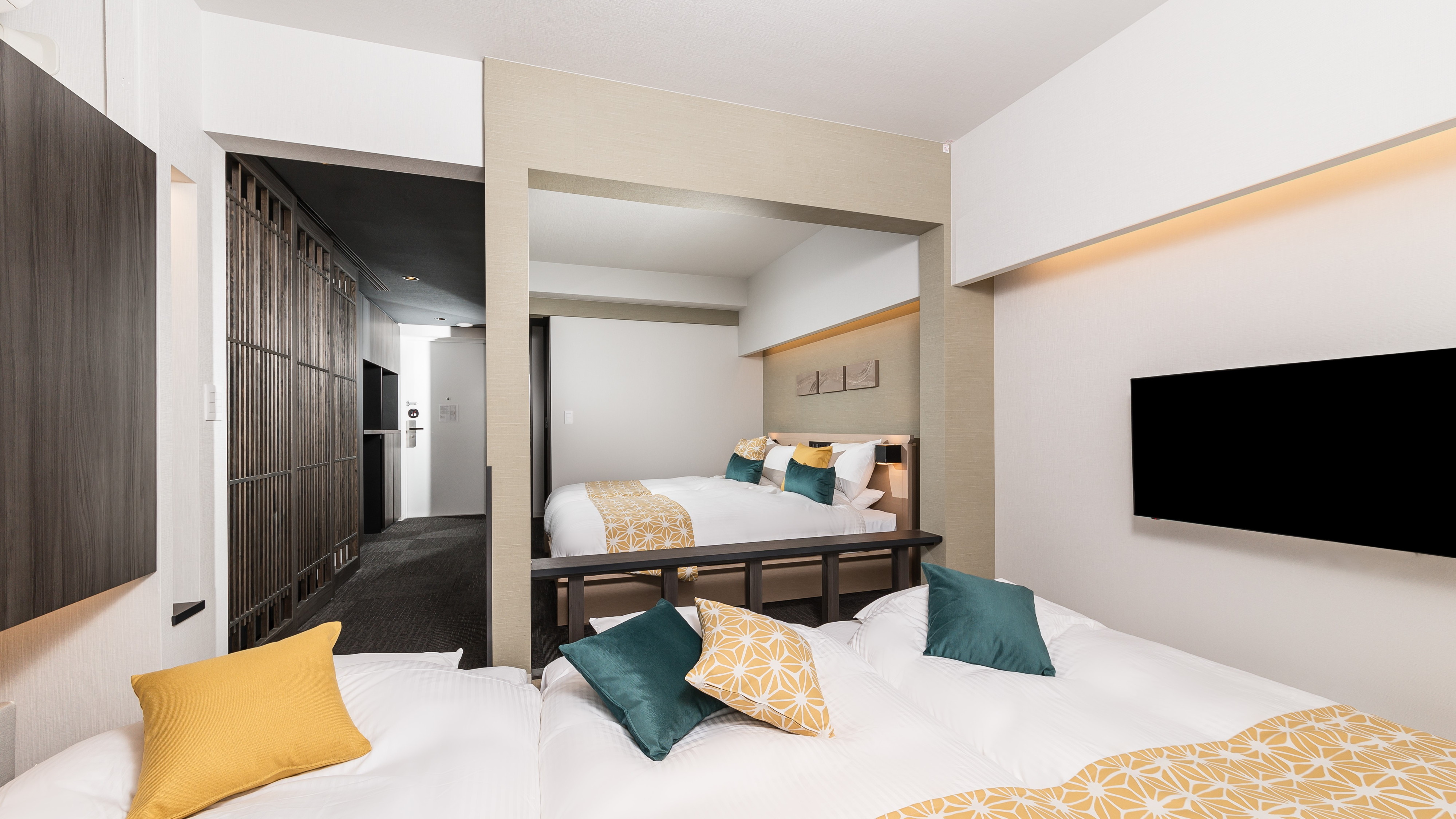 Studio Japanese Room