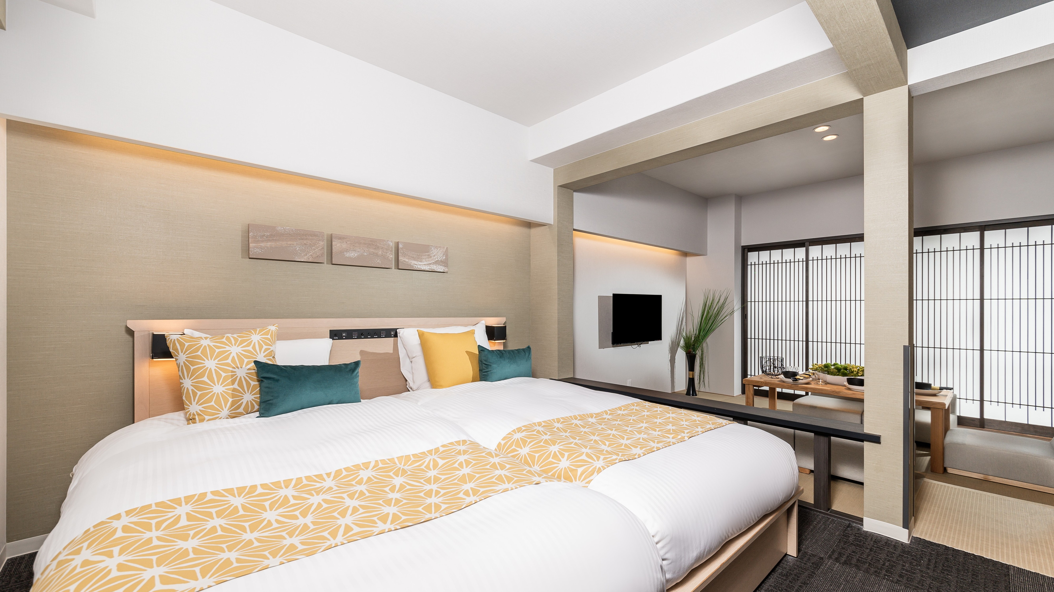 Studio Japanese Room