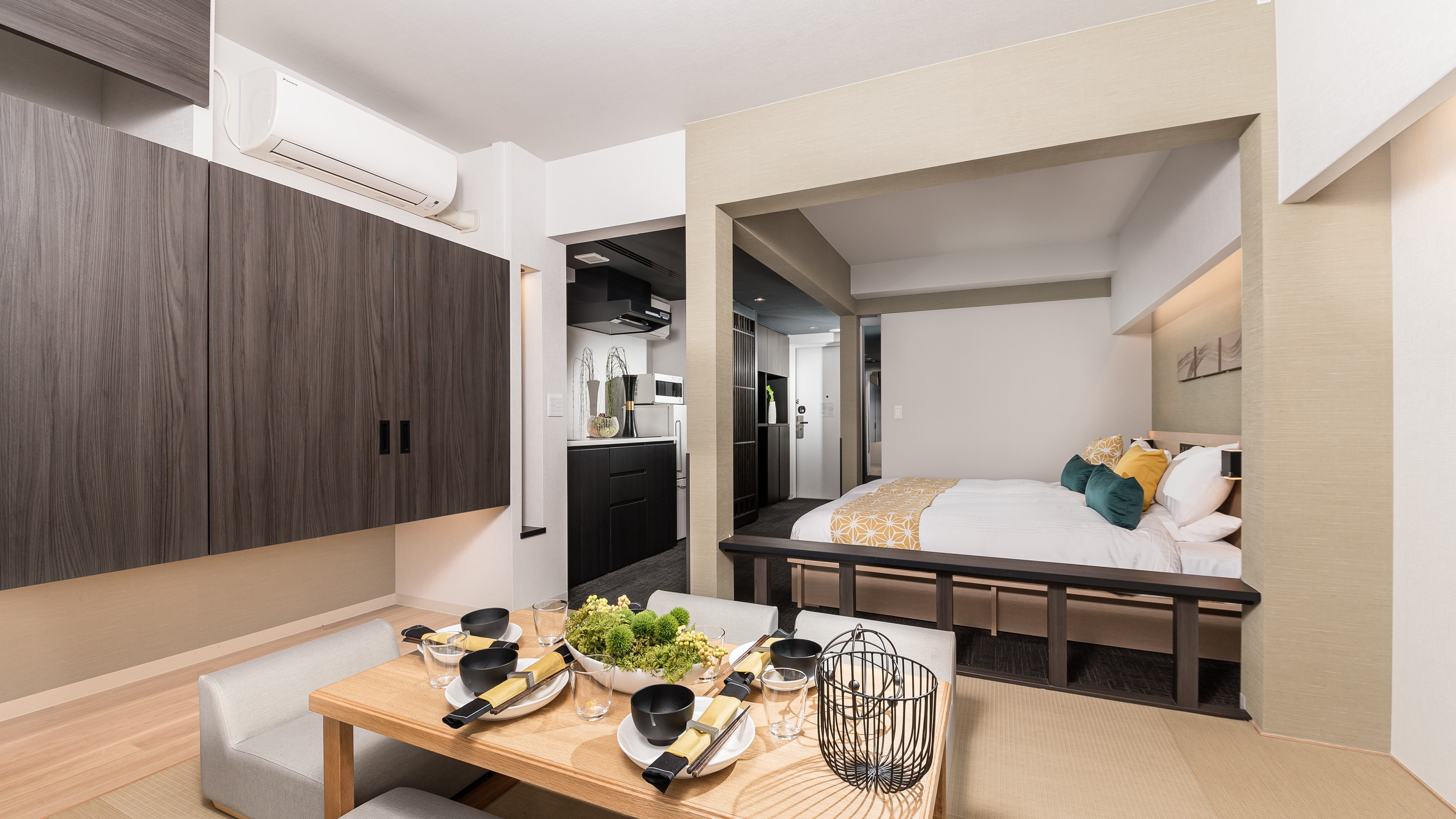 Studio Japanese Room