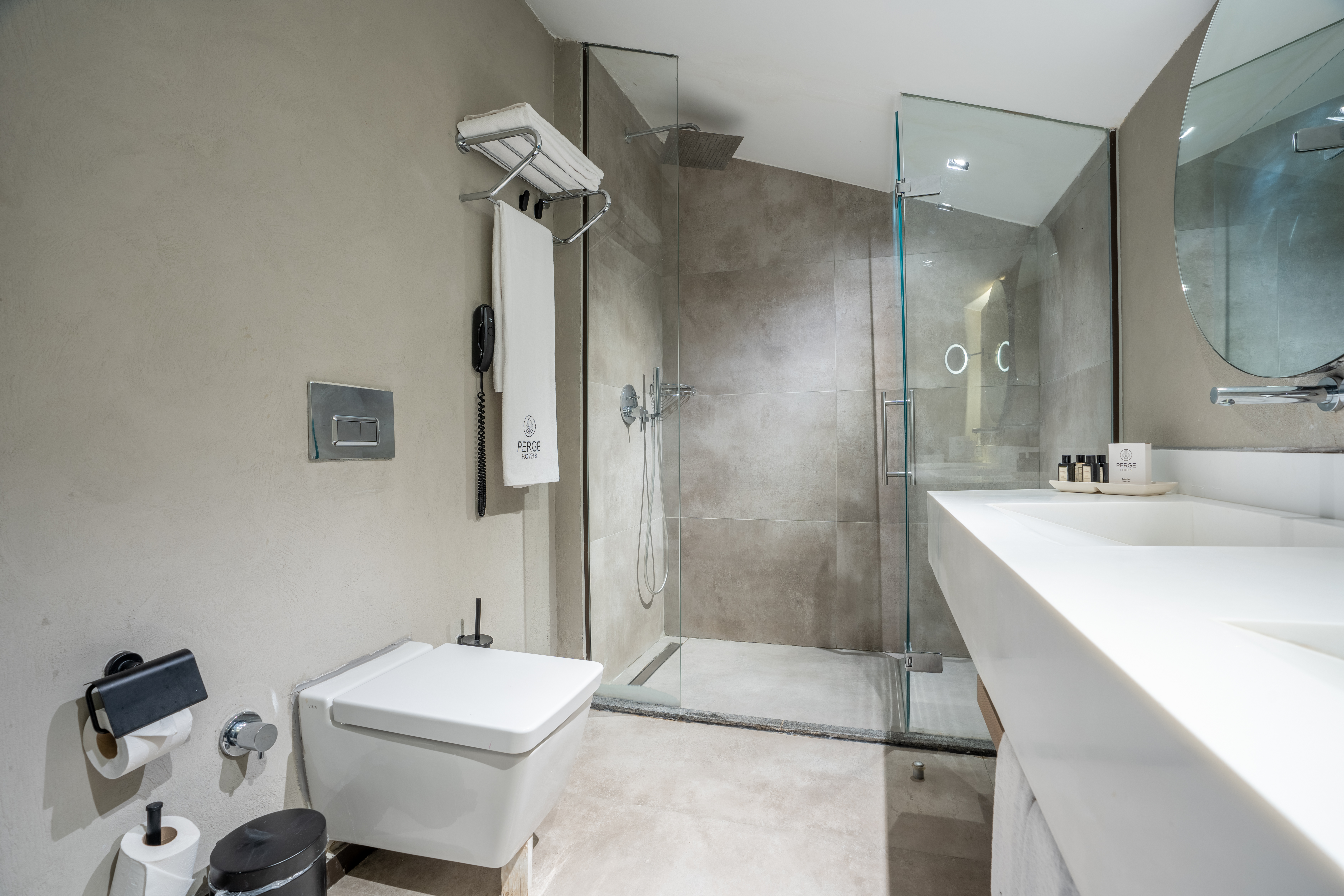 Suite Partial Ocean View