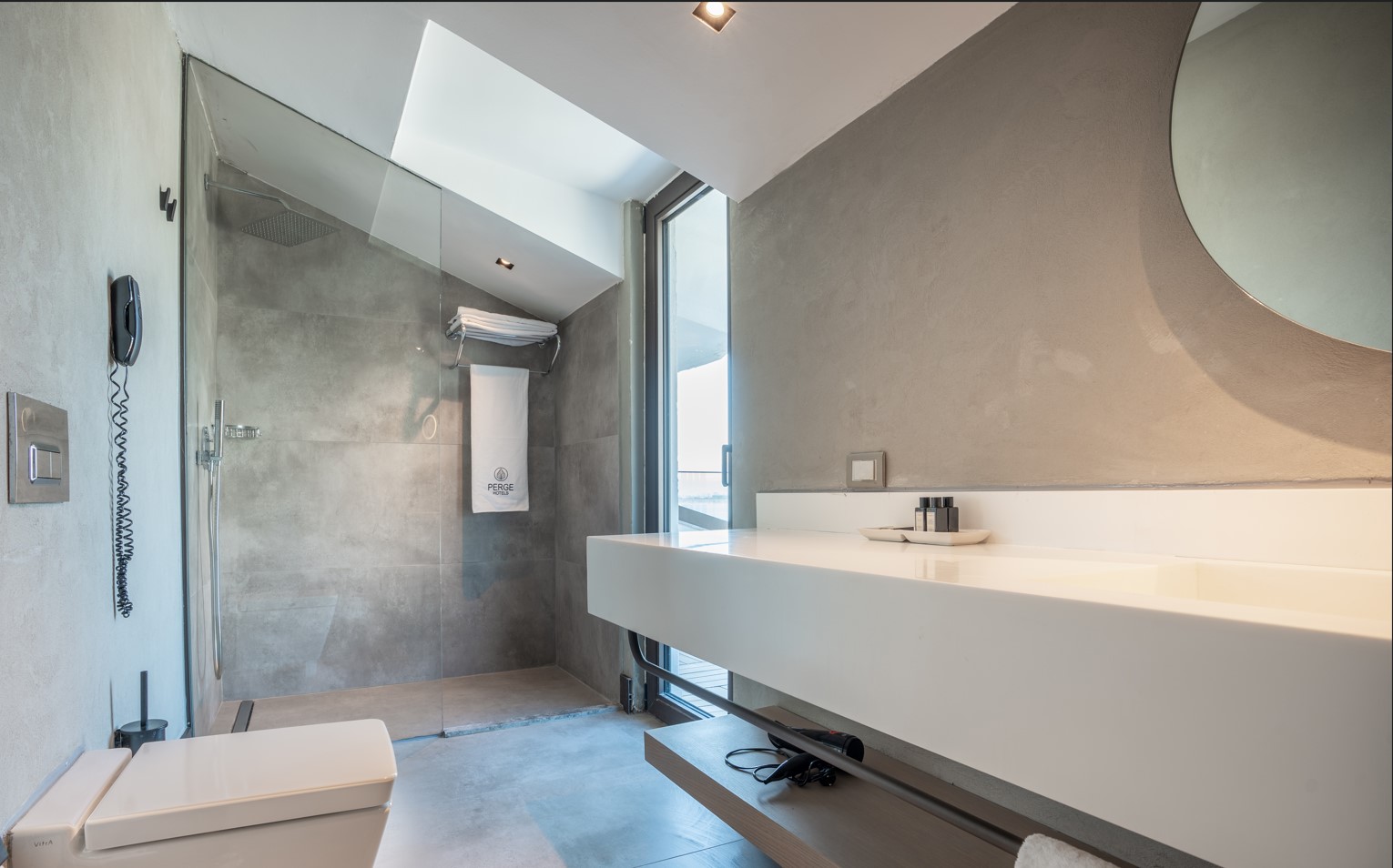 Suite Partial Ocean View