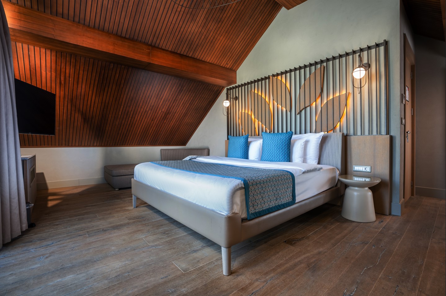 Suite Partial Ocean View