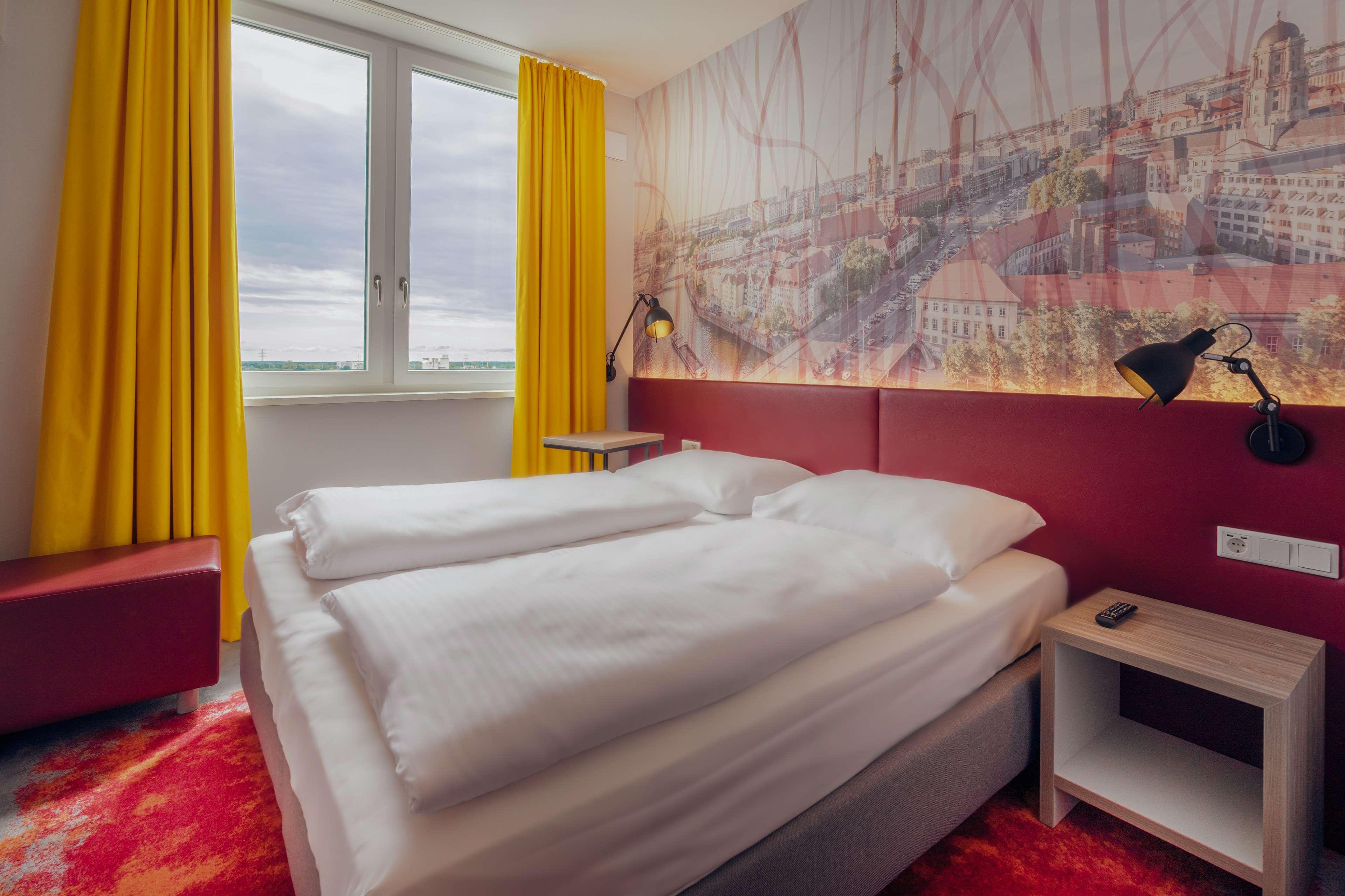 Double King Size Bed