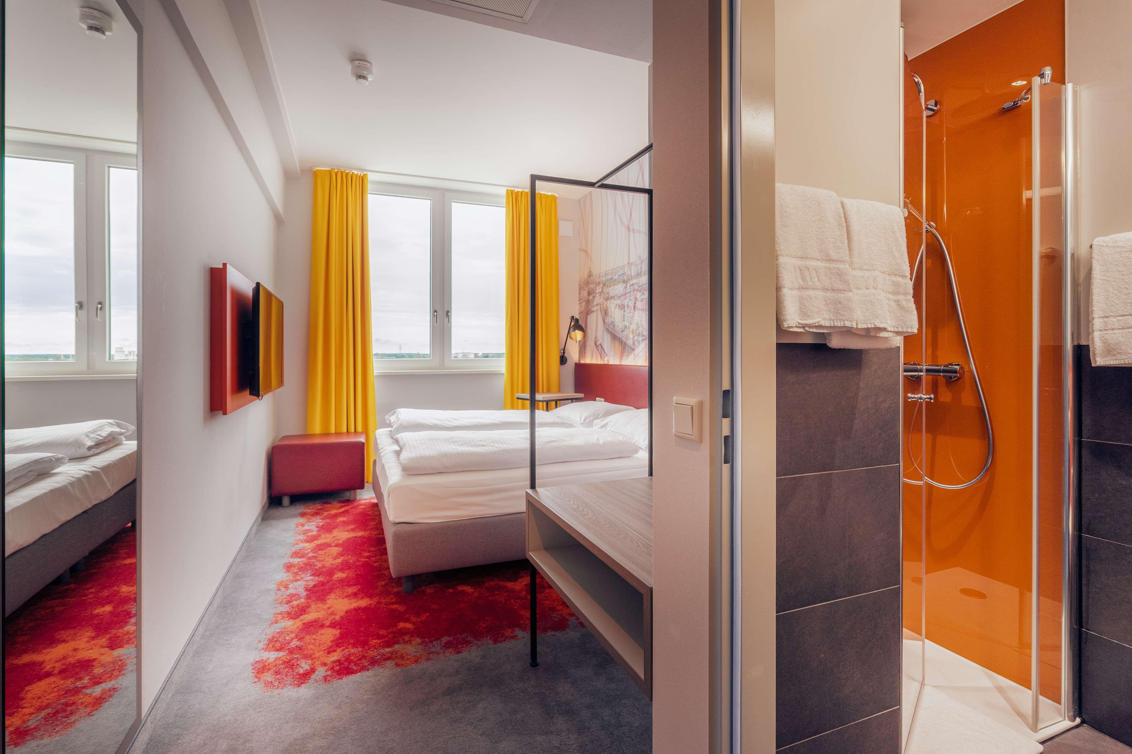 Double King Size Bed