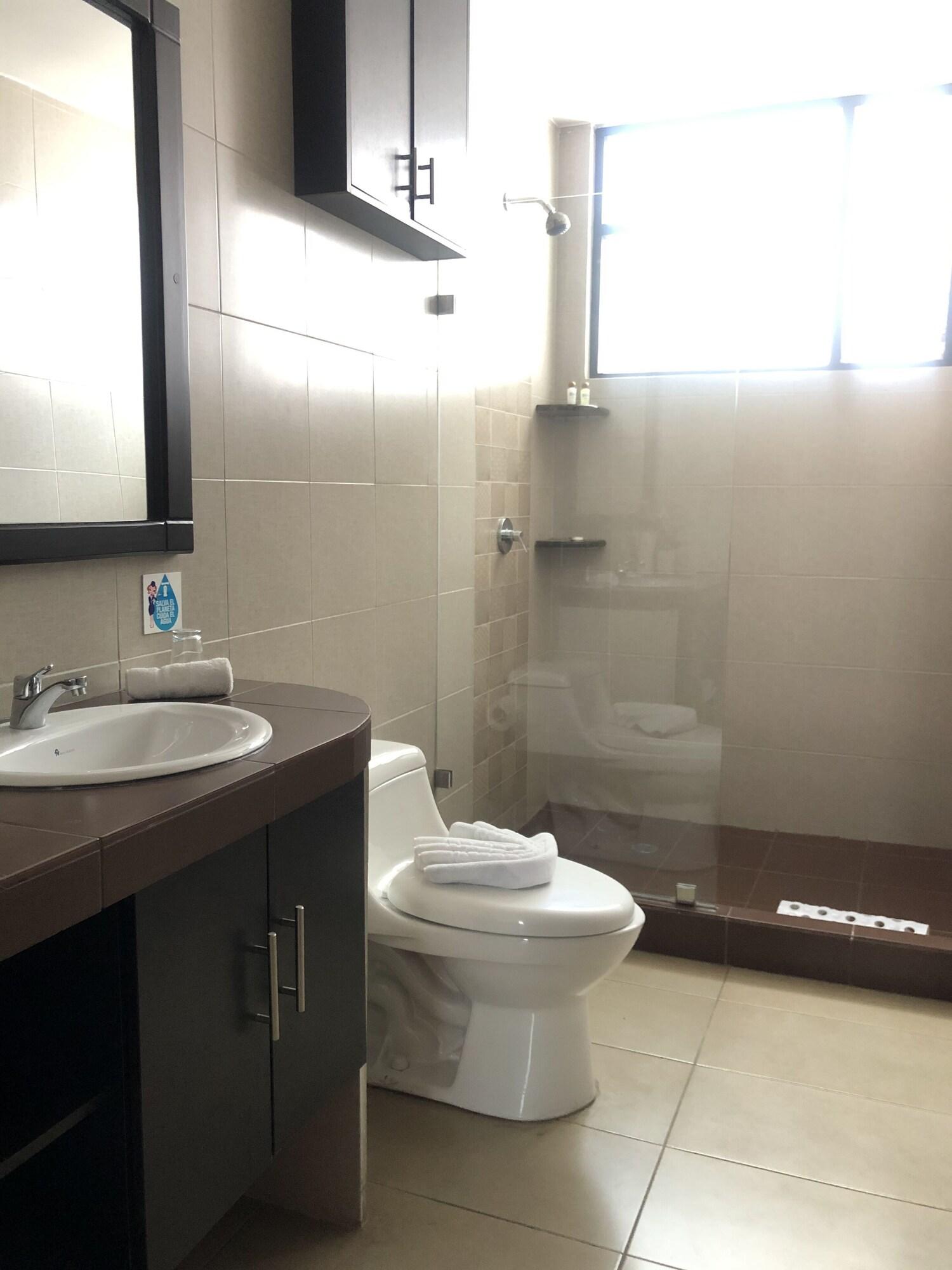 Double Queen Bed Non Smoking