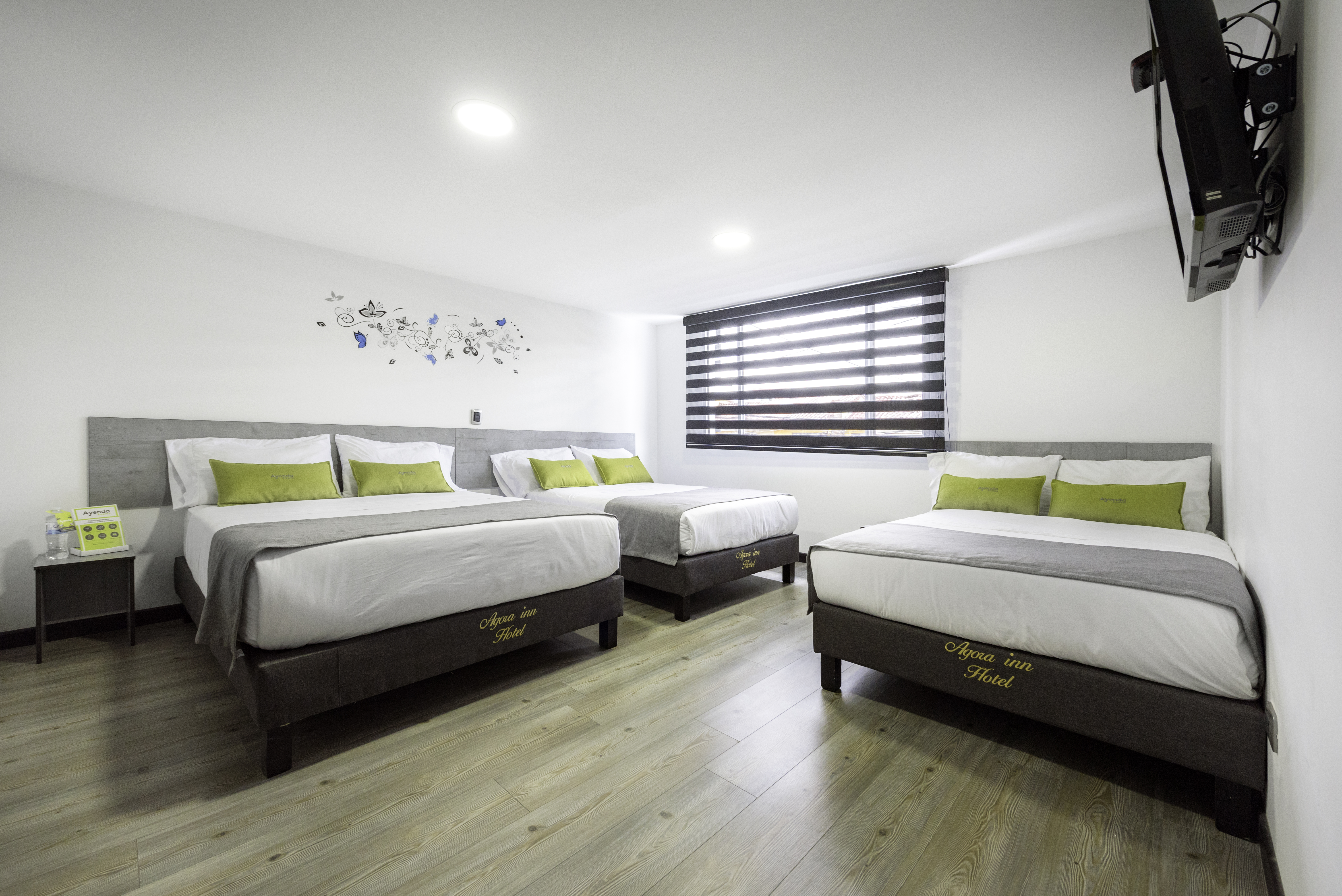 Family Room Capacity 6