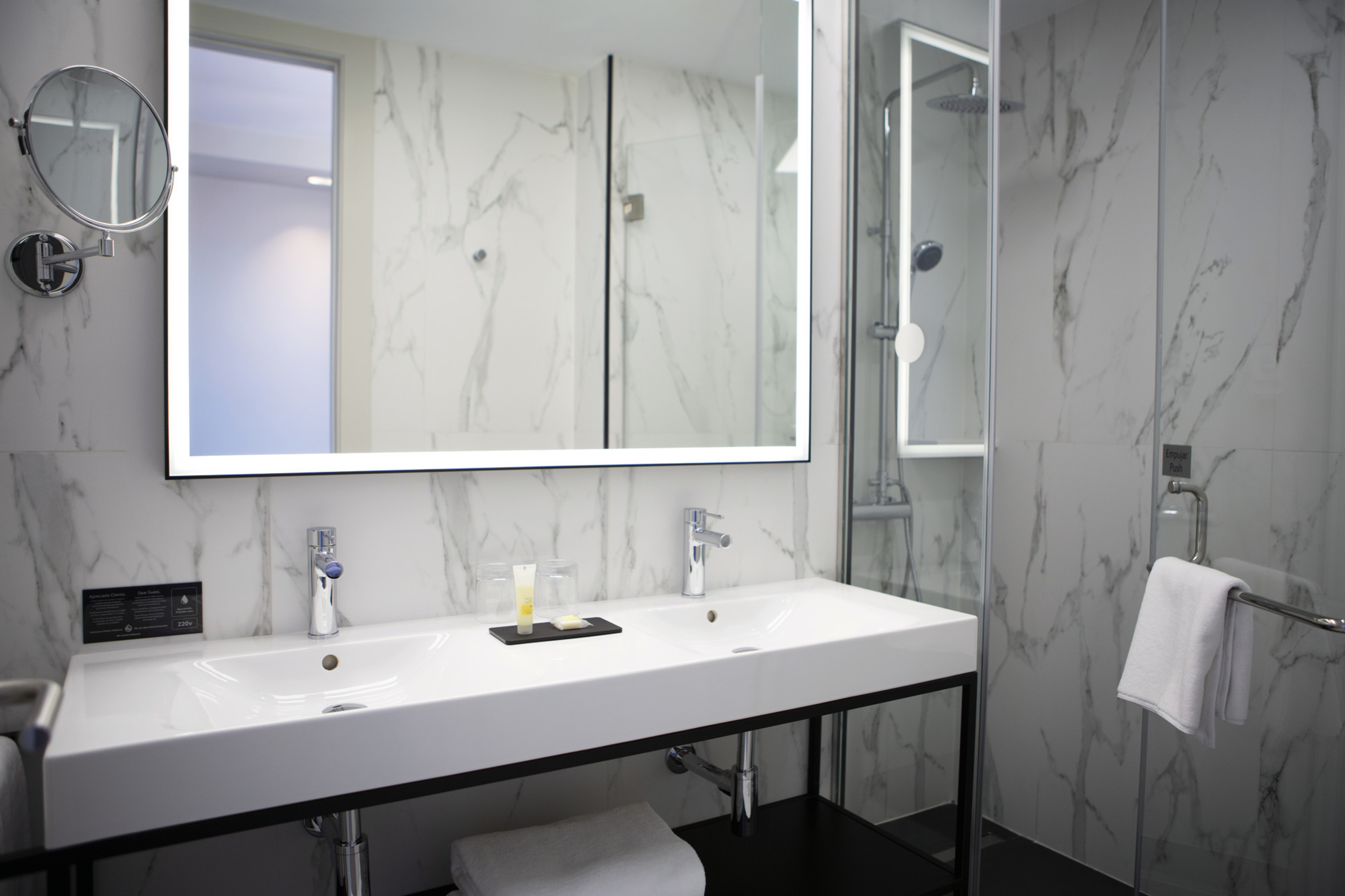 Family Room Deluxe Two Beds