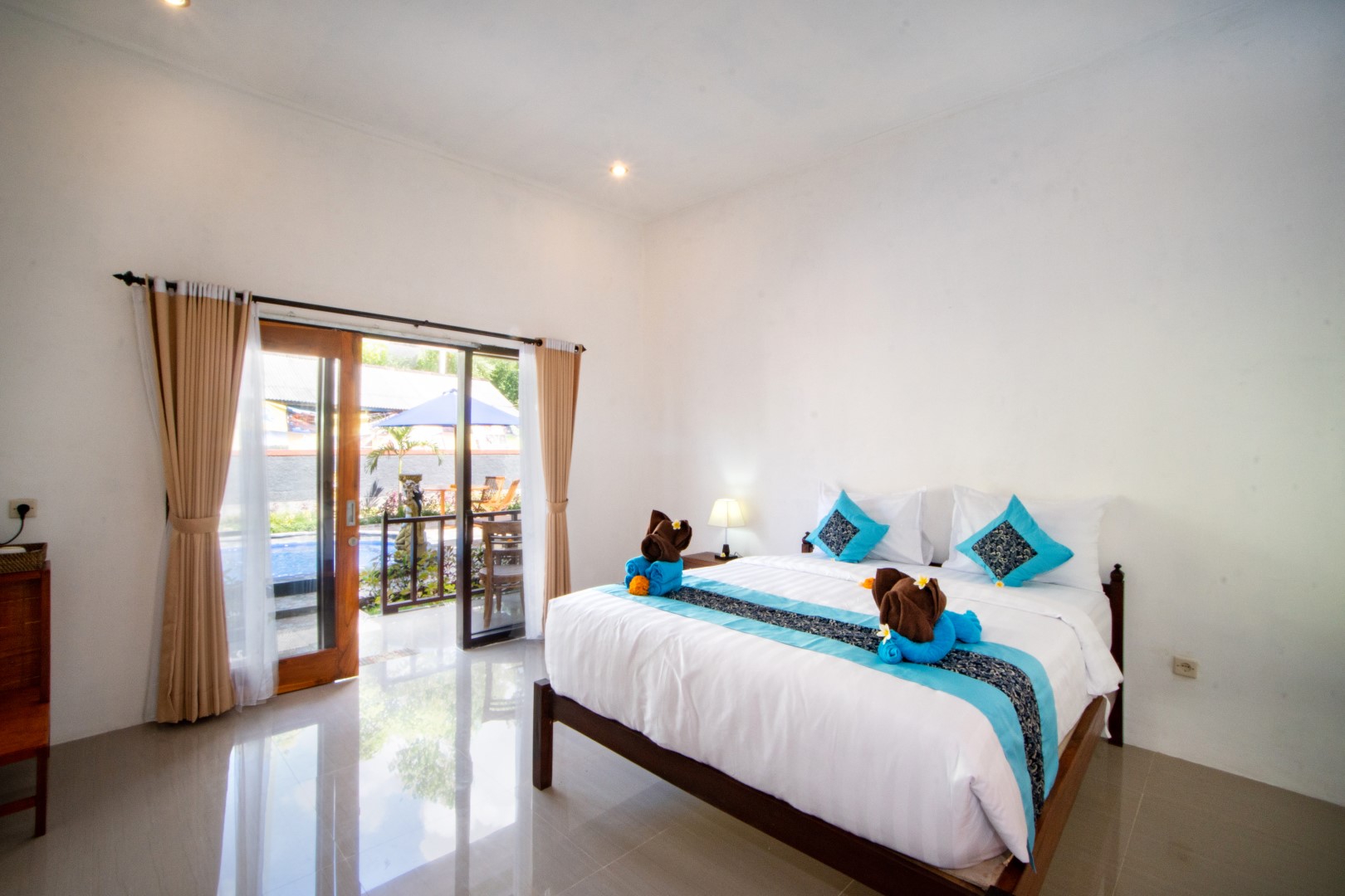 Room Deluxe Pool View