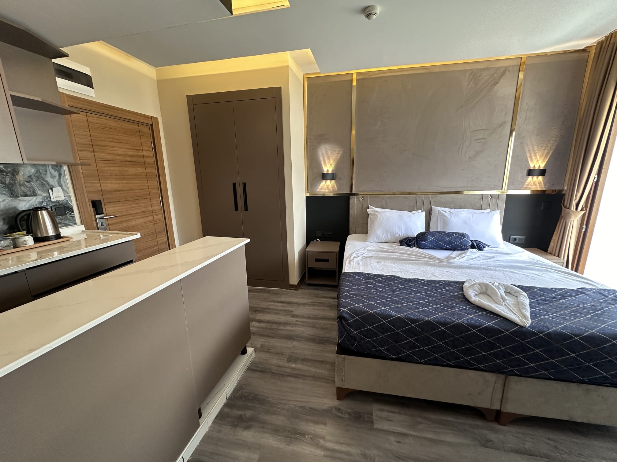 Family Room Connecting Room