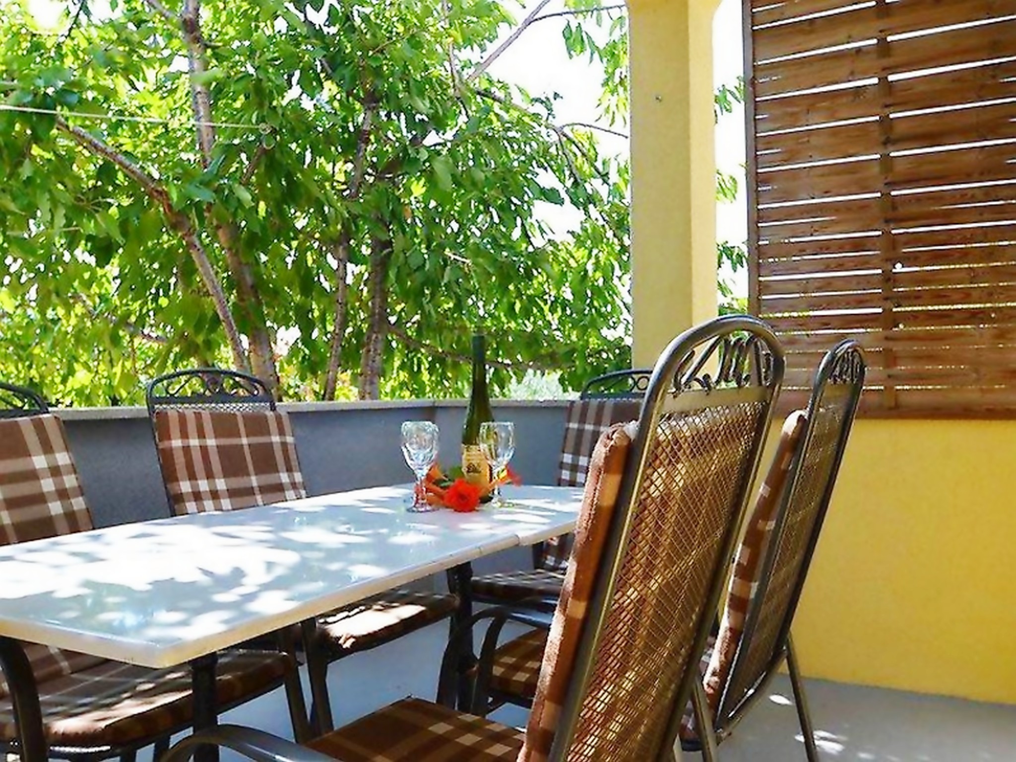 Apartment Capacity 5