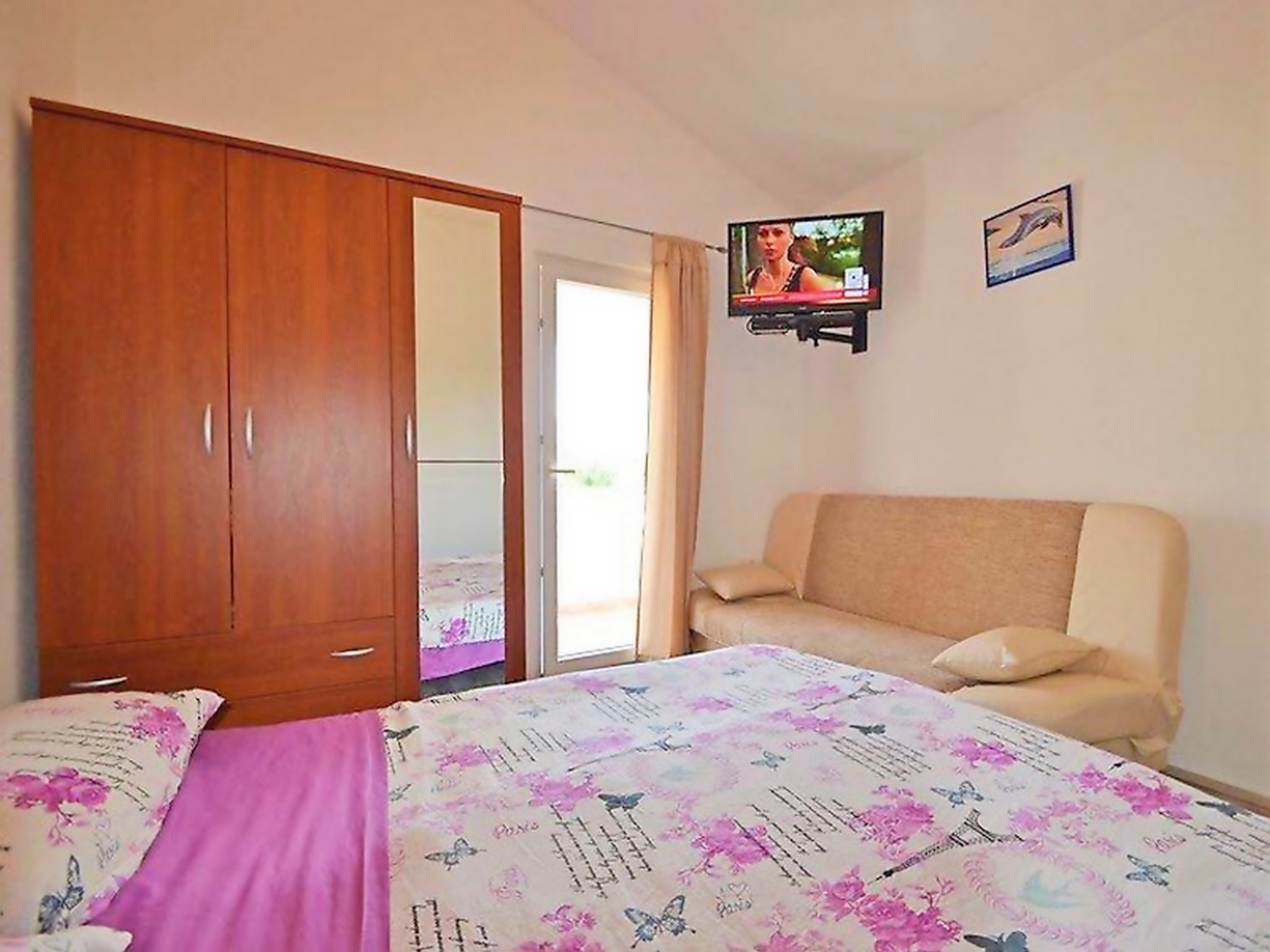 Apartment Capacity 2