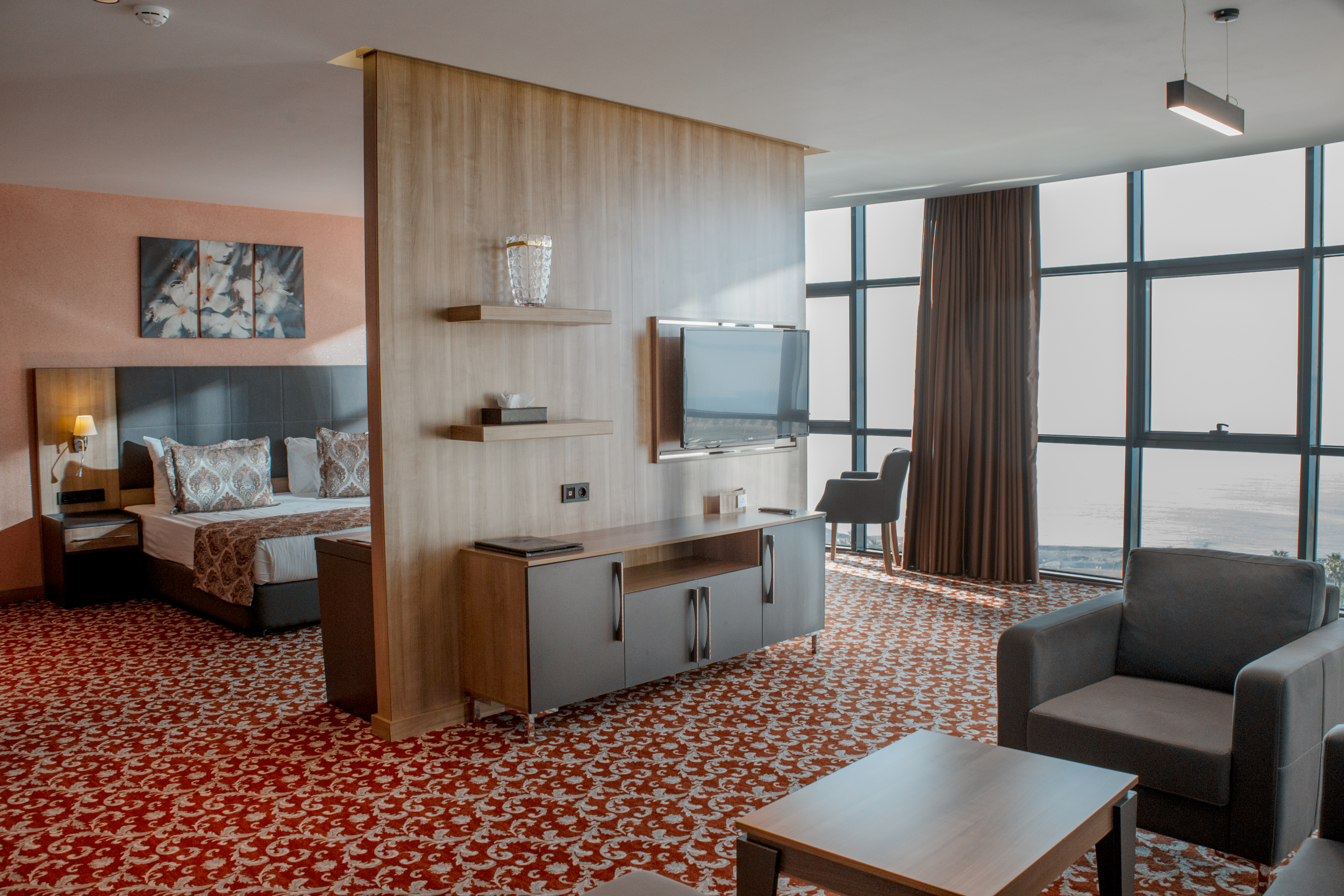 Double Single Executive