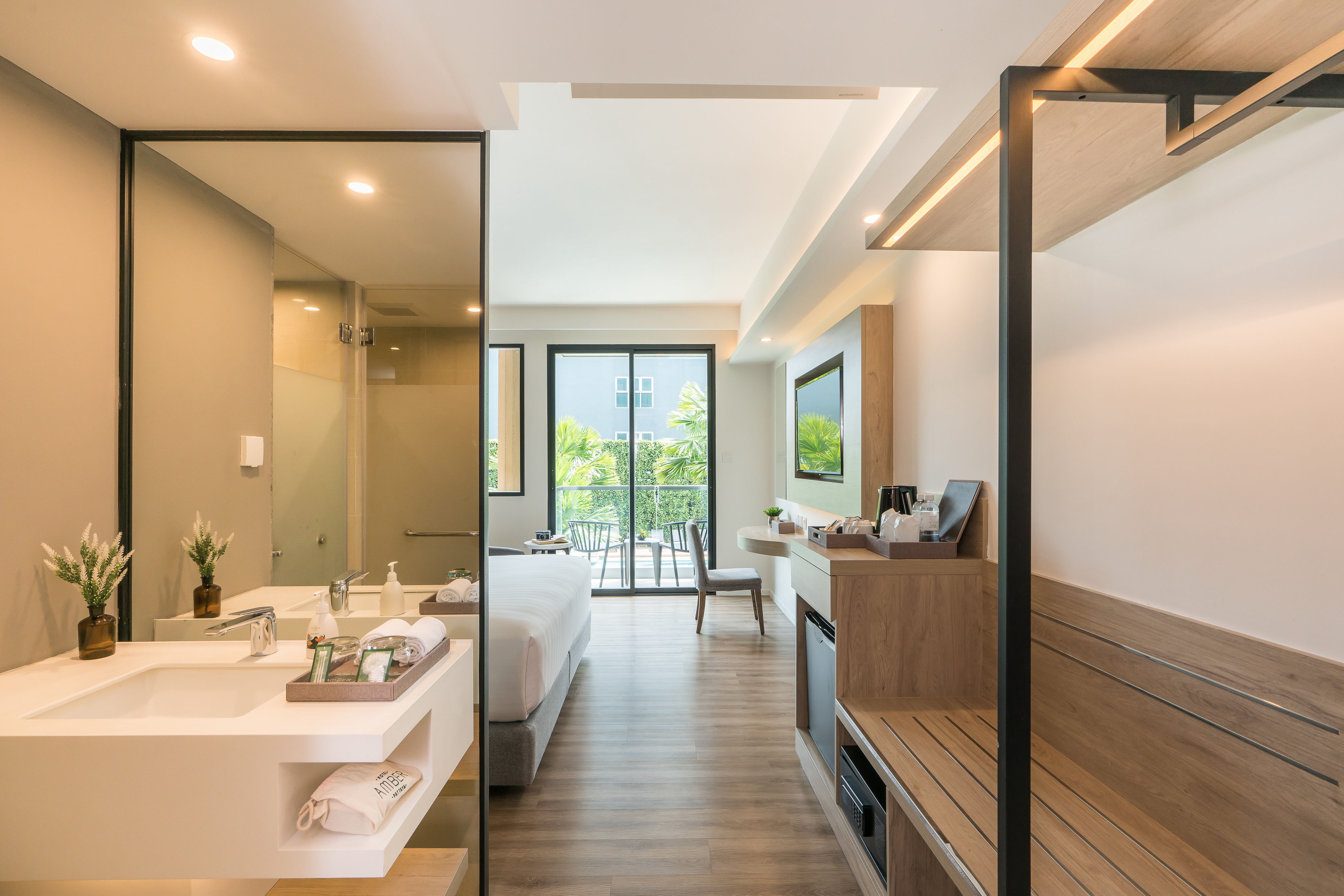 Double Deluxe Pool View