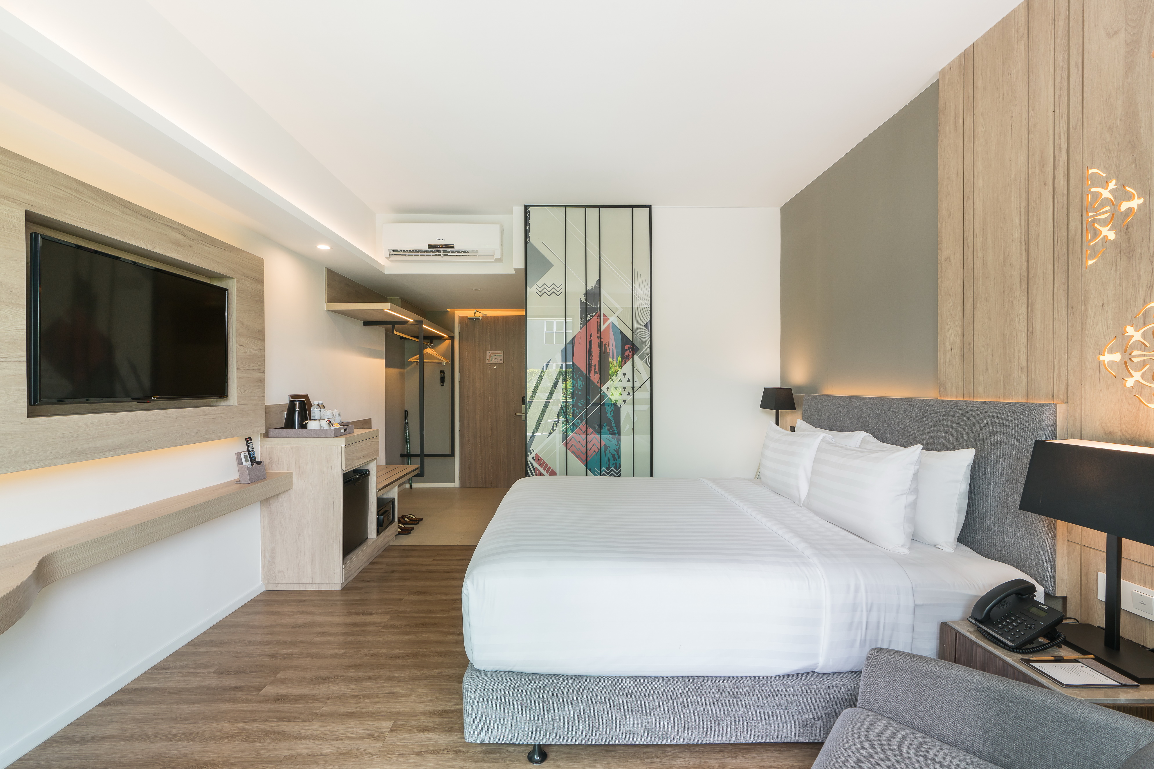 Double Deluxe Pool View