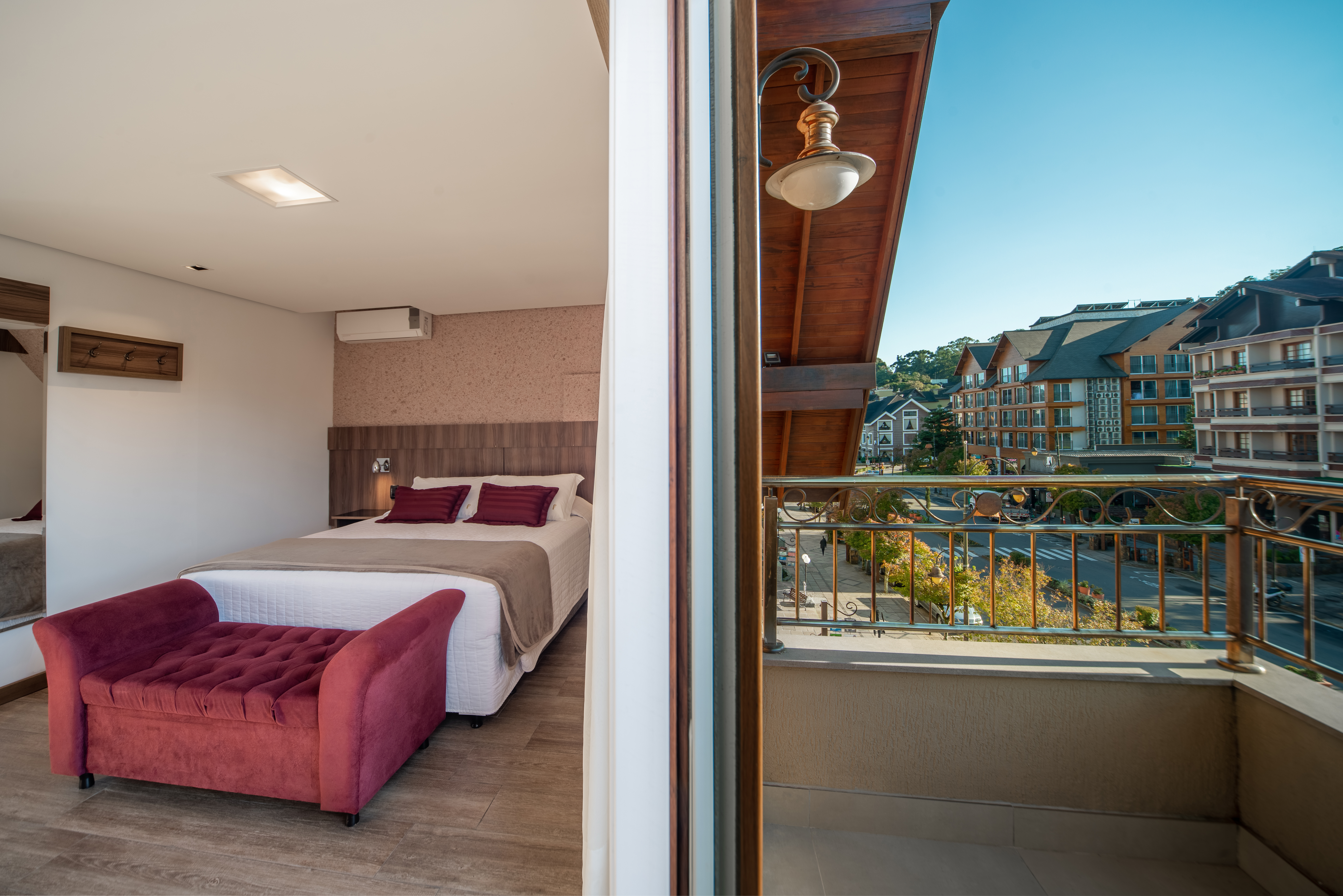 Suite Superior with Views