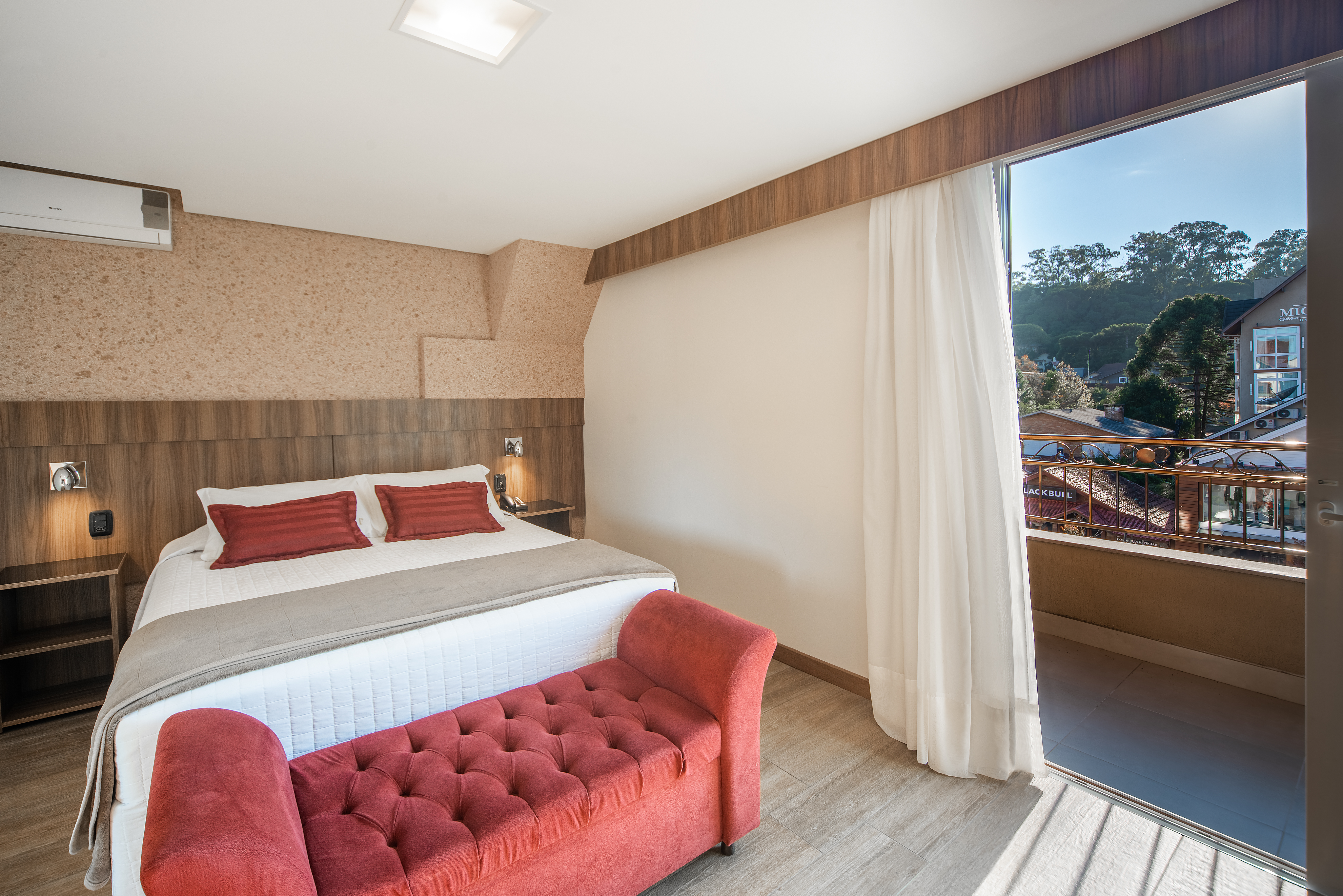 Suite Superior with Views