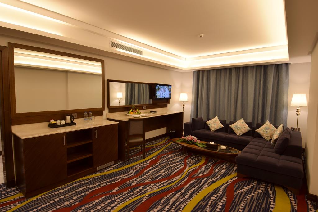 Junior Suite Standard