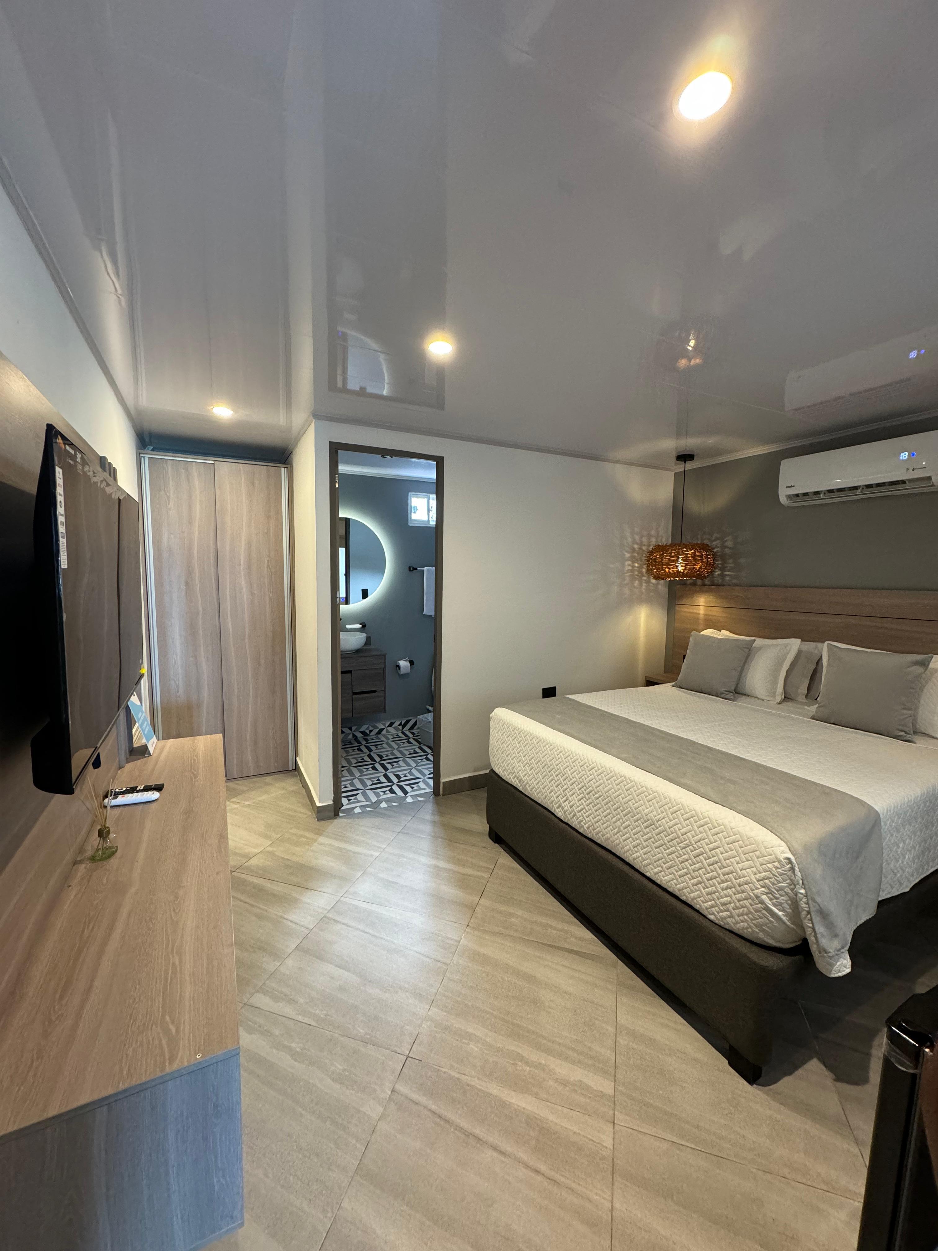 Double Single Deluxe One Bed