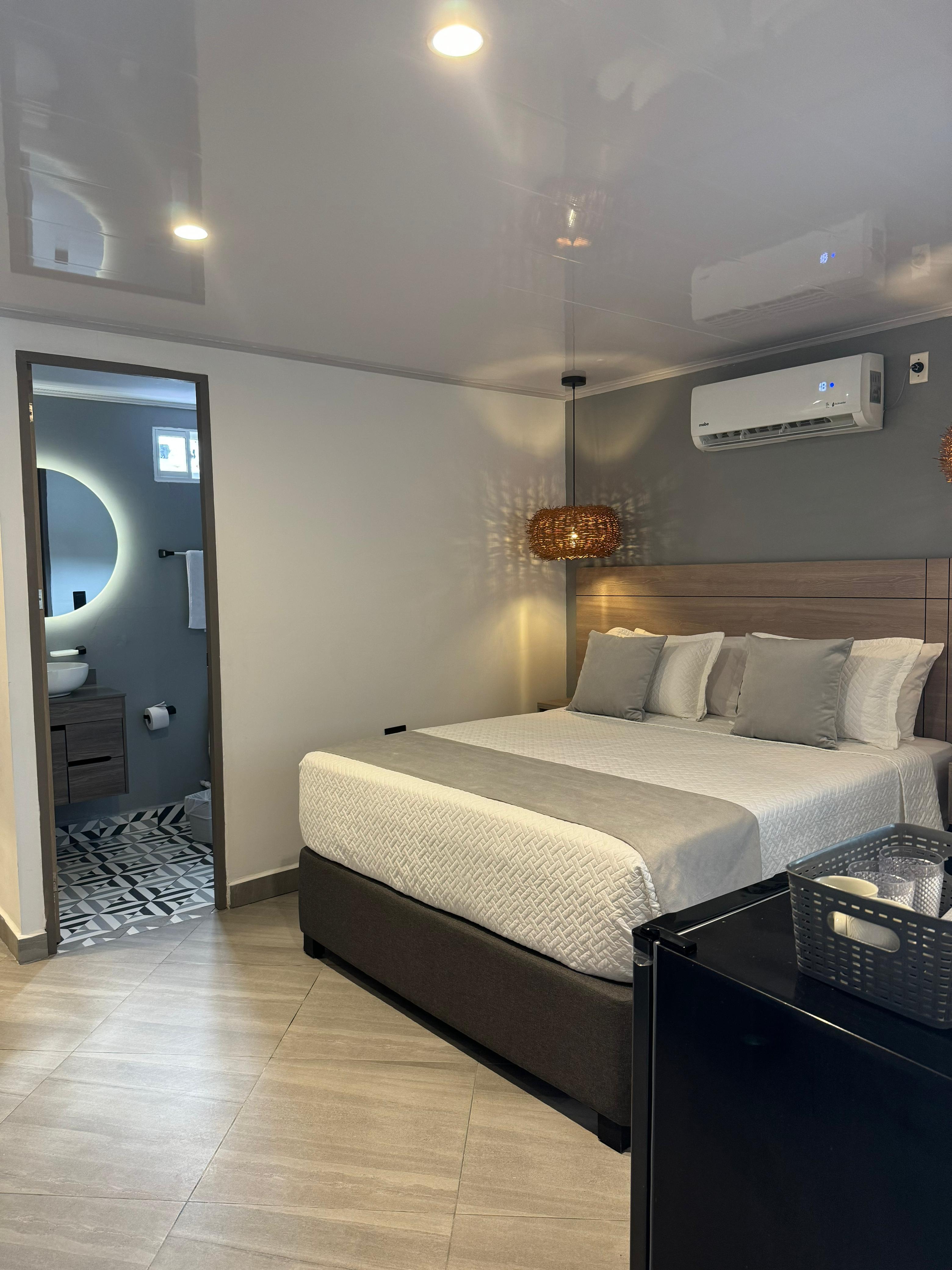 Double Single Deluxe One Bed