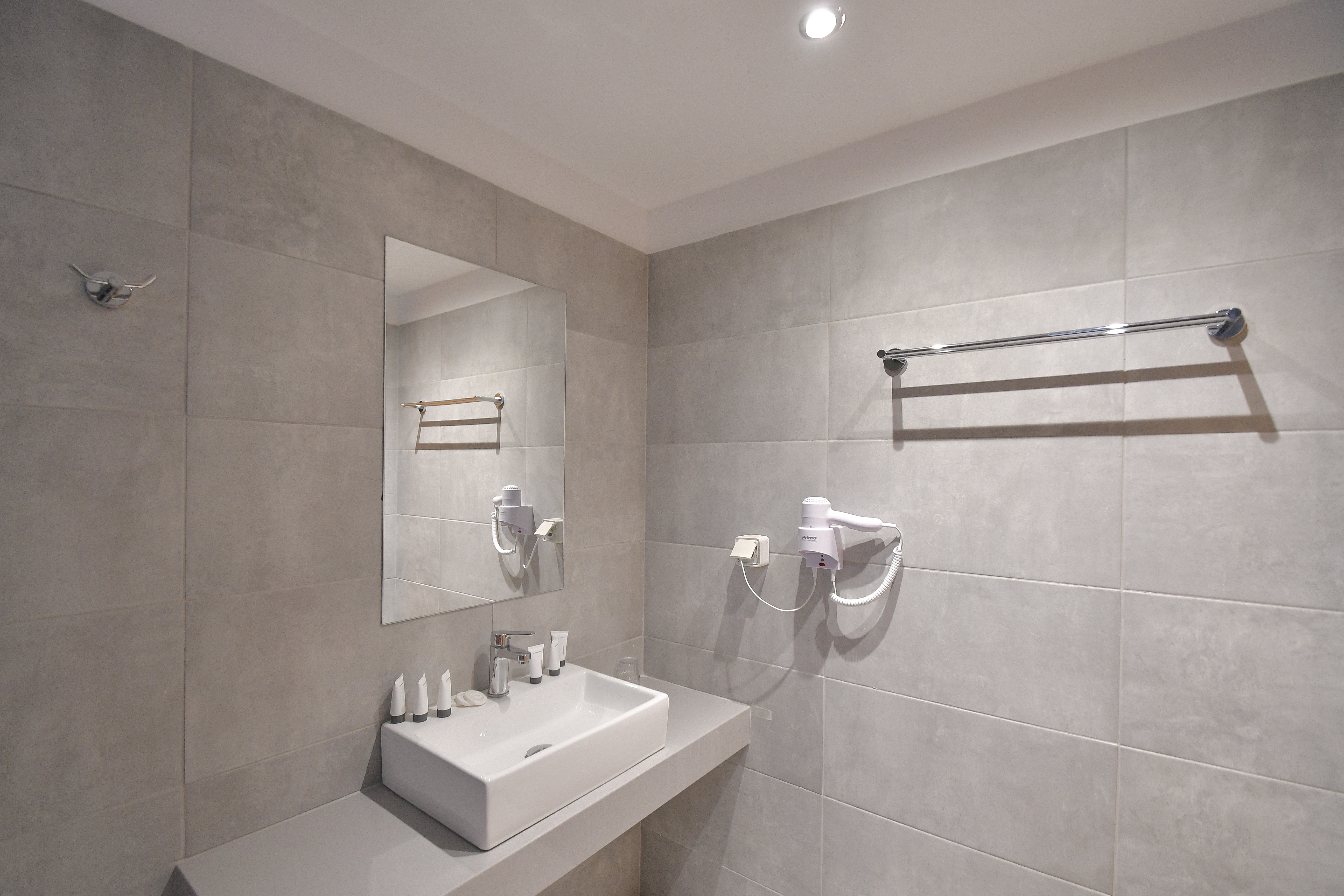 Double or Twin Standard