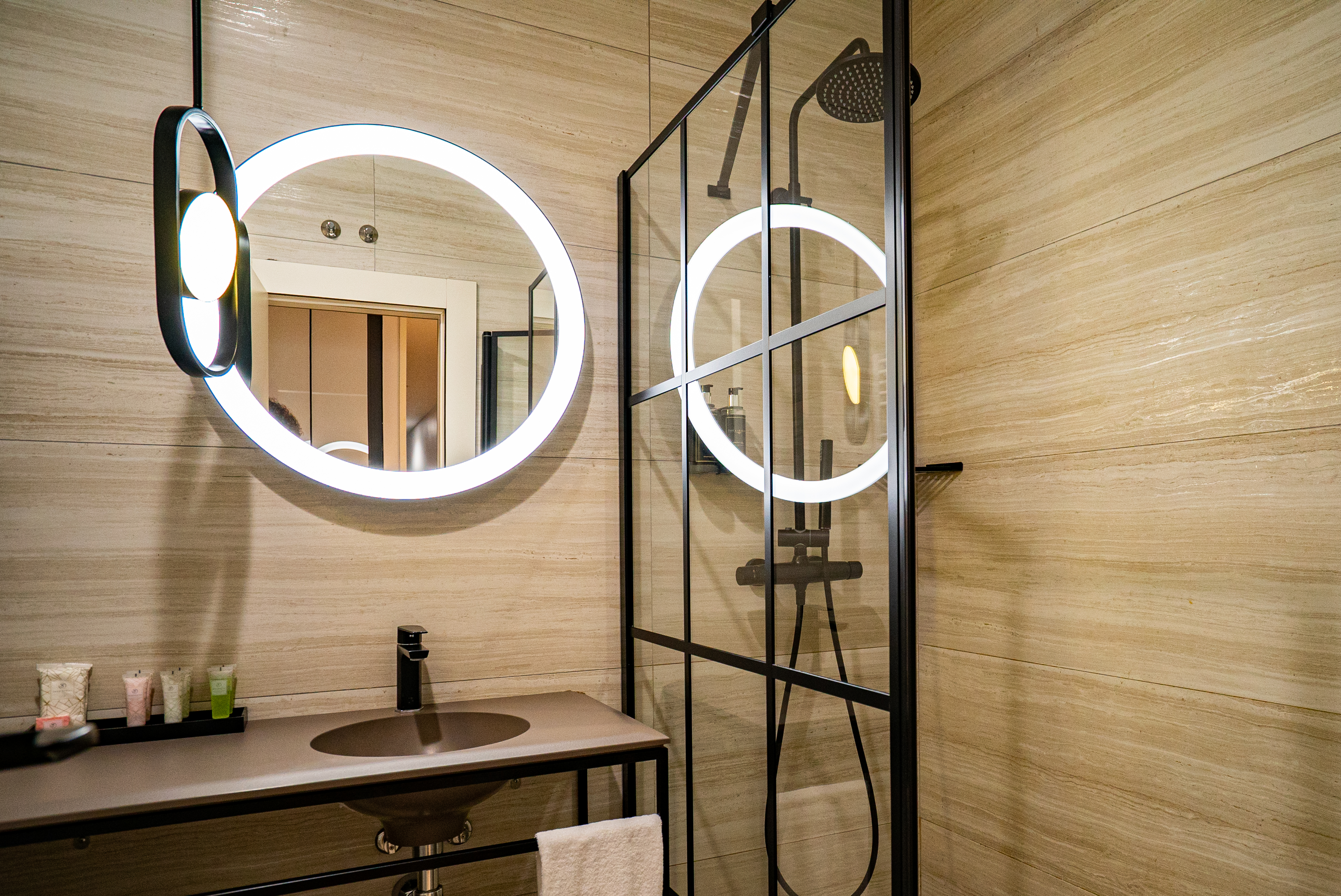 Apartment Capacity 8 Two Bedrooms