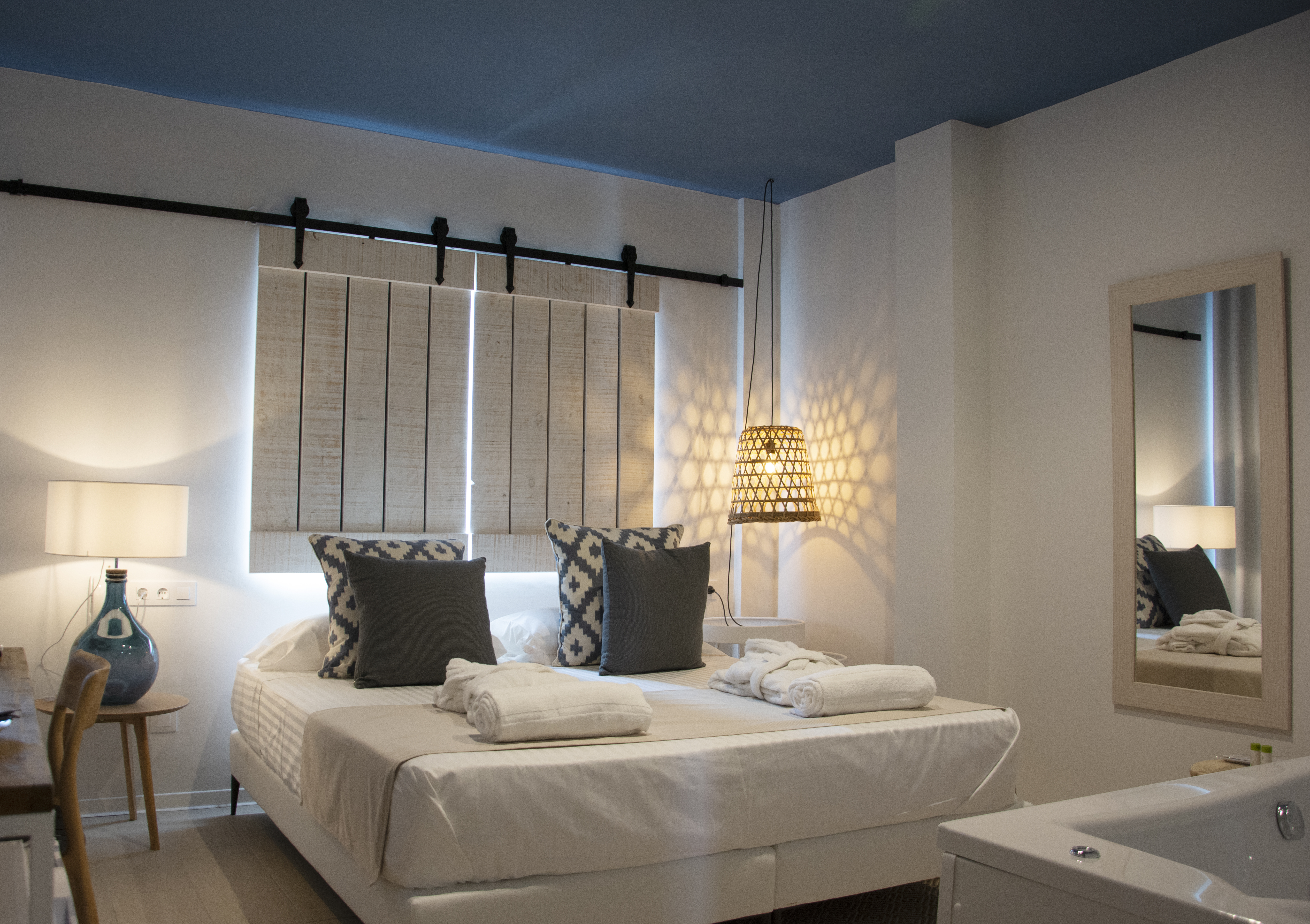 Double or Twin Deluxe