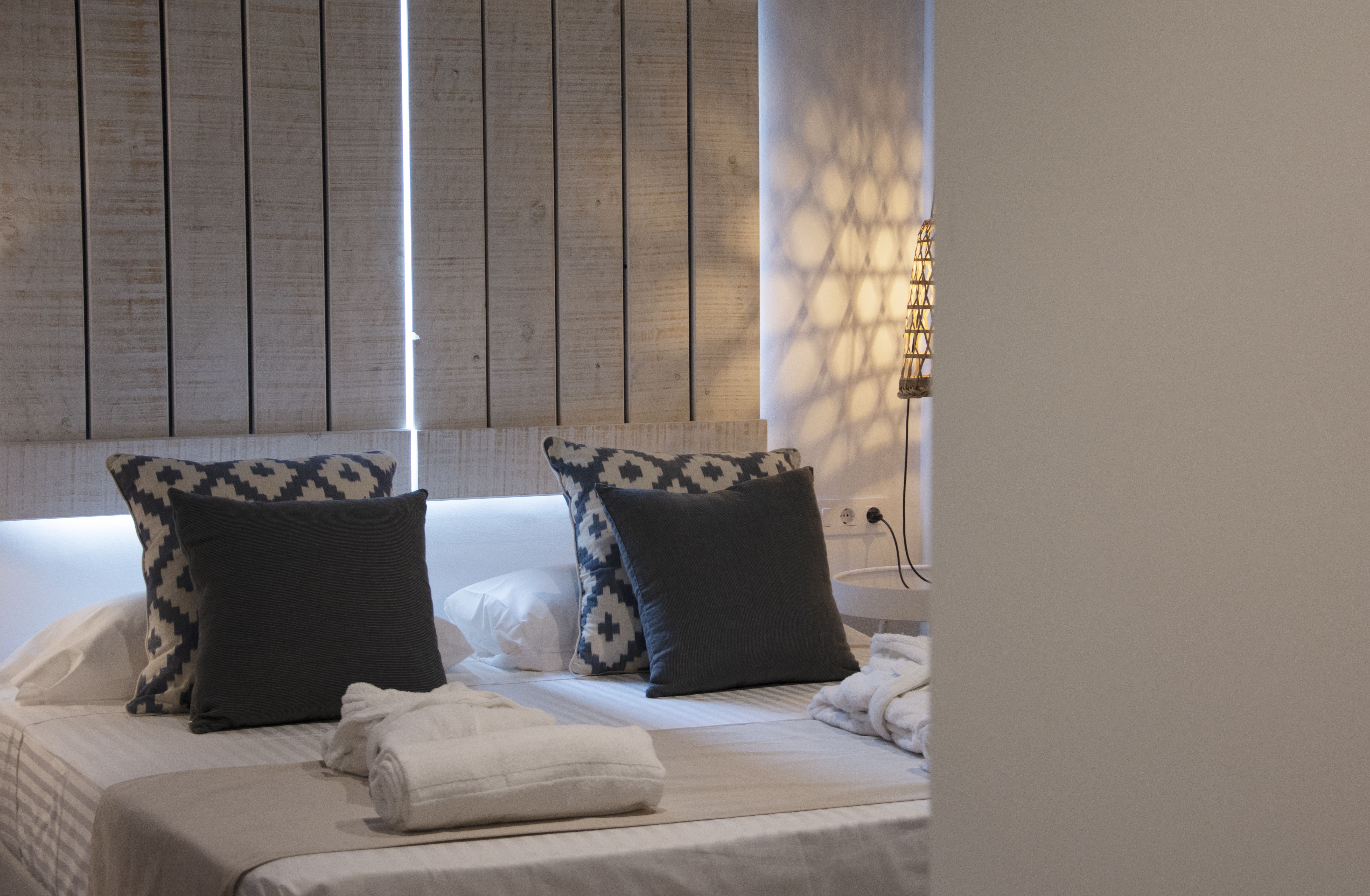 Double or Twin Deluxe