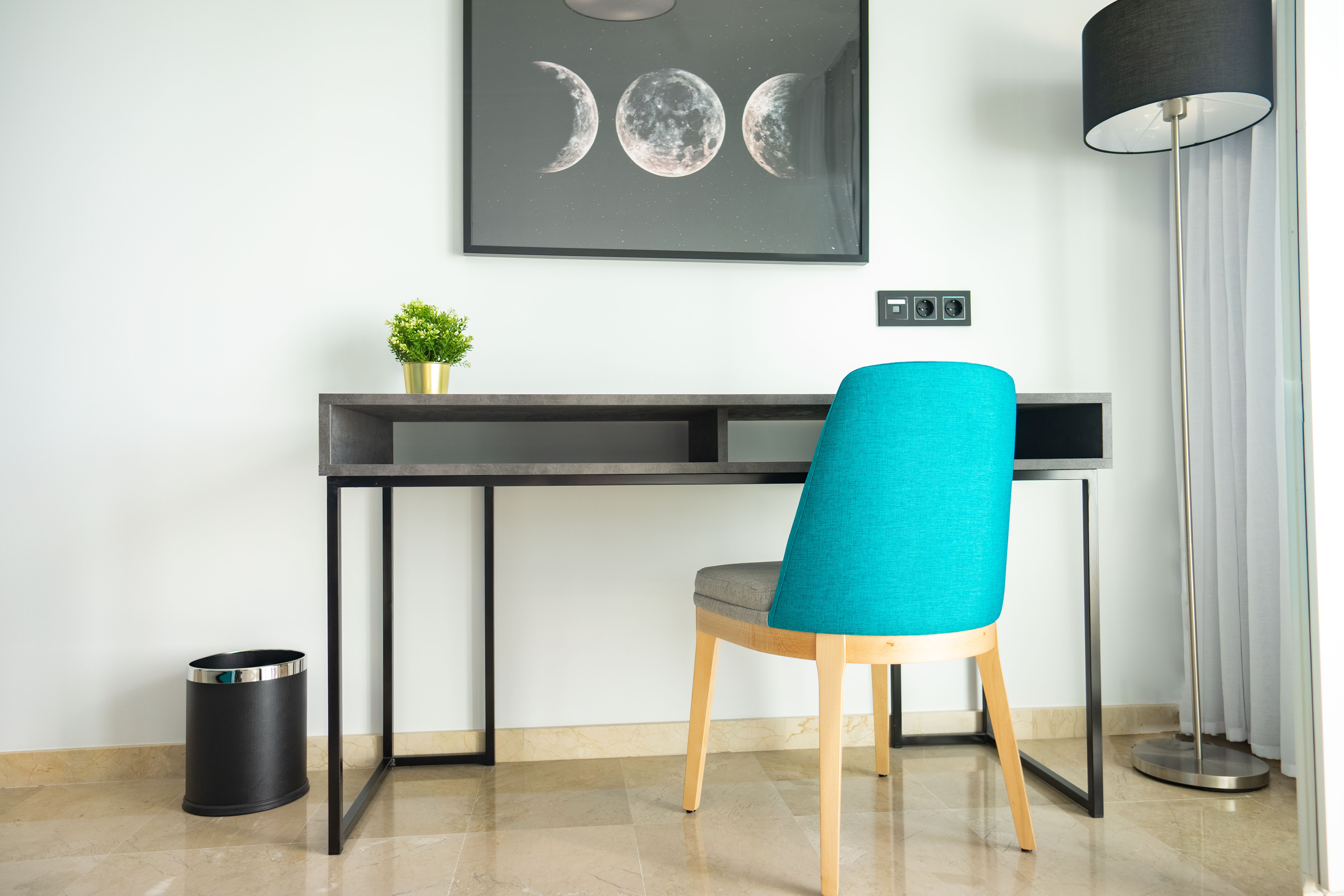 Double Single Executive