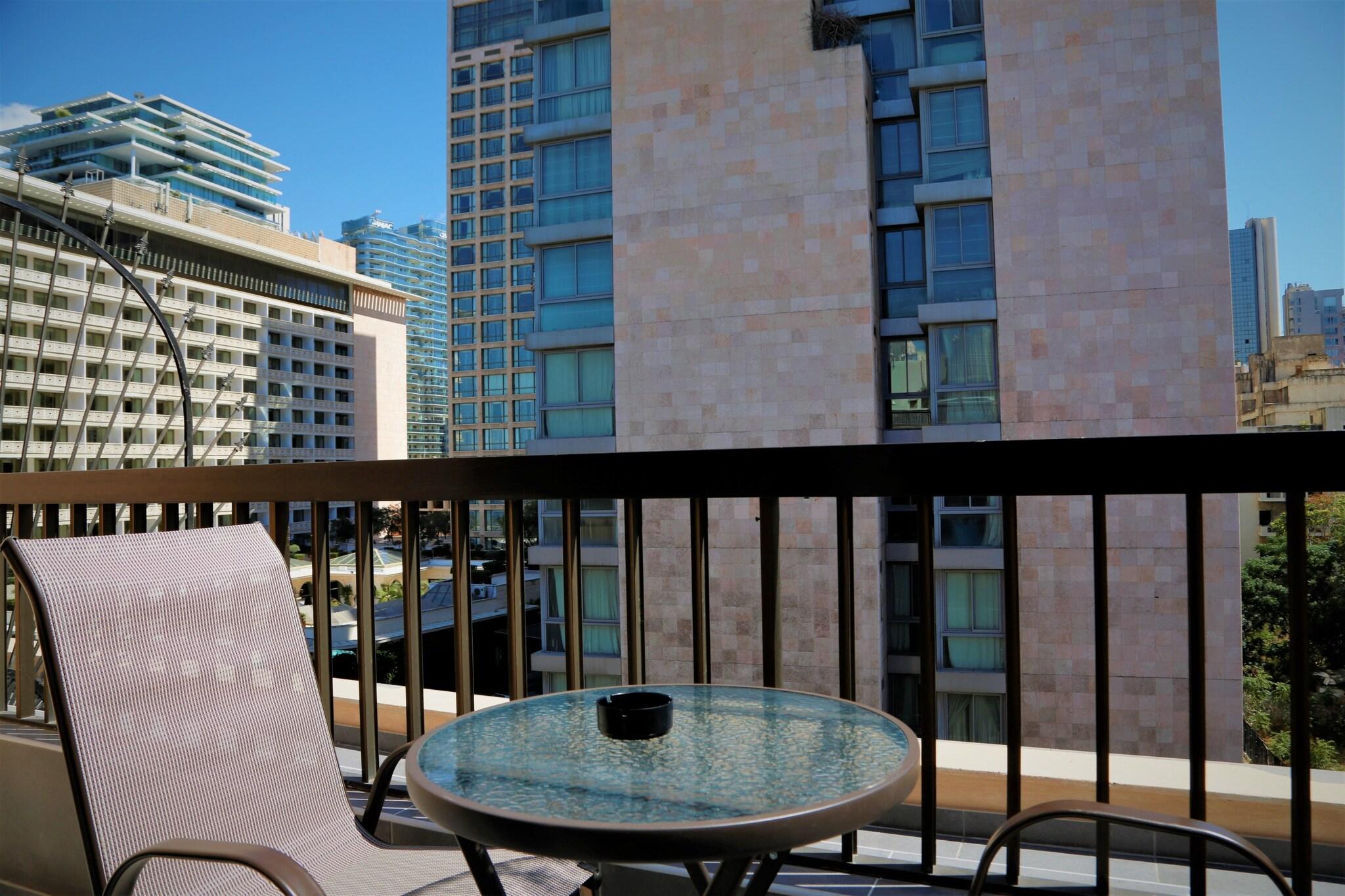 Junior Suite City View