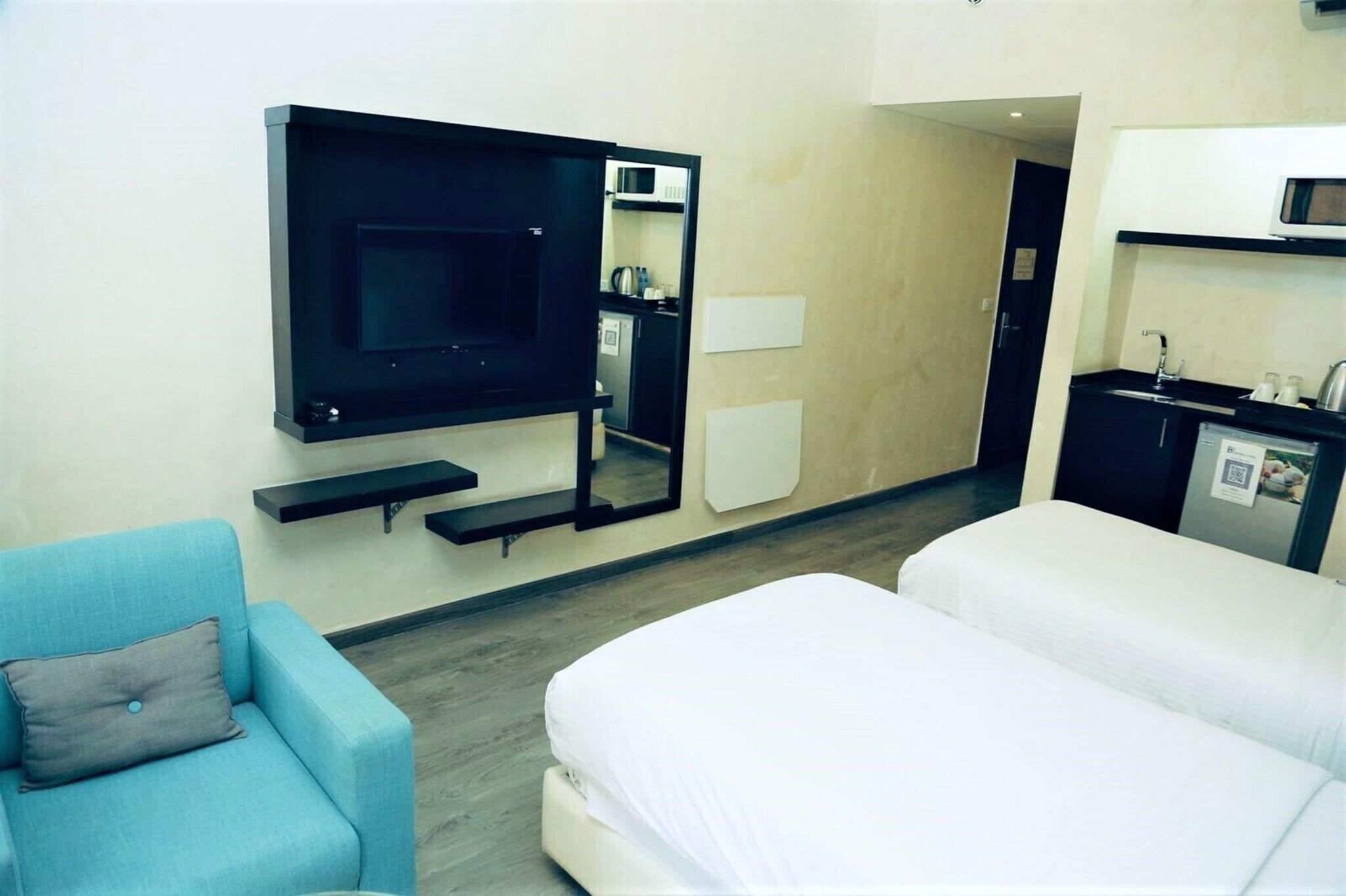 Twin Deluxe City View