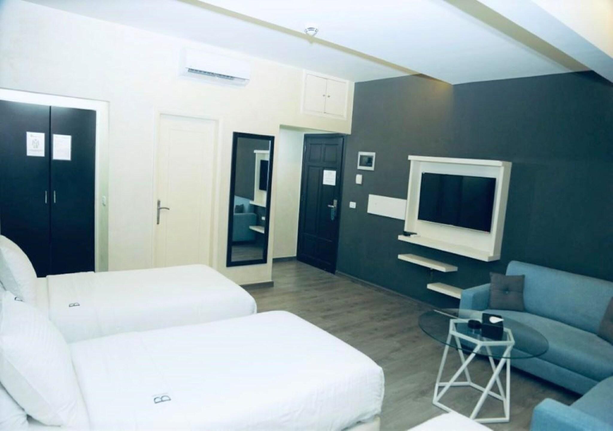 Triple Deluxe City View