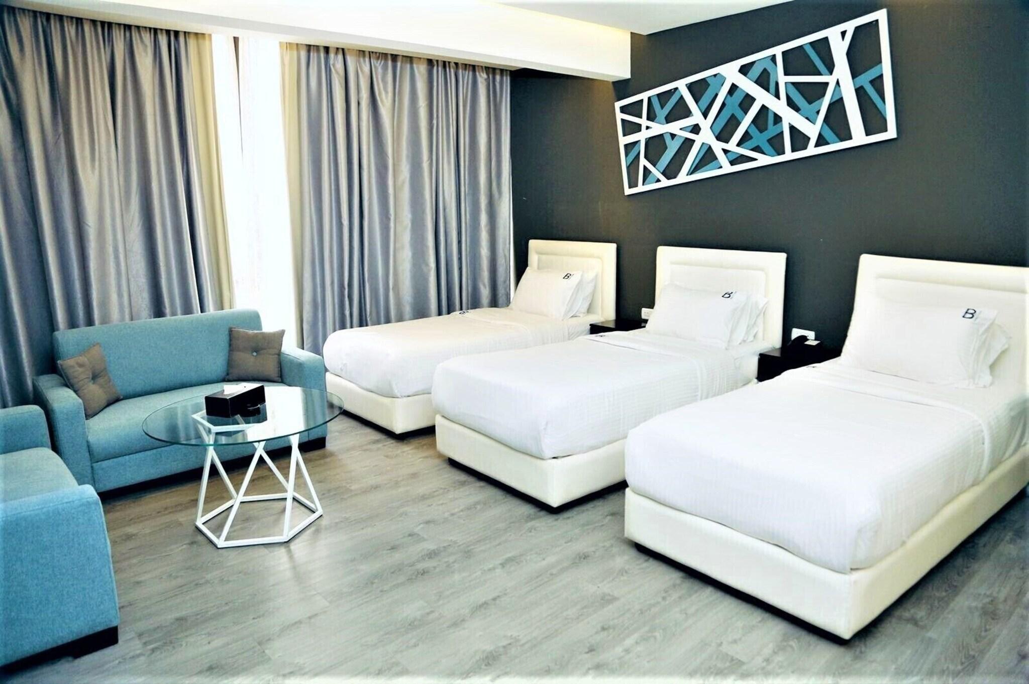 Triple Deluxe City View