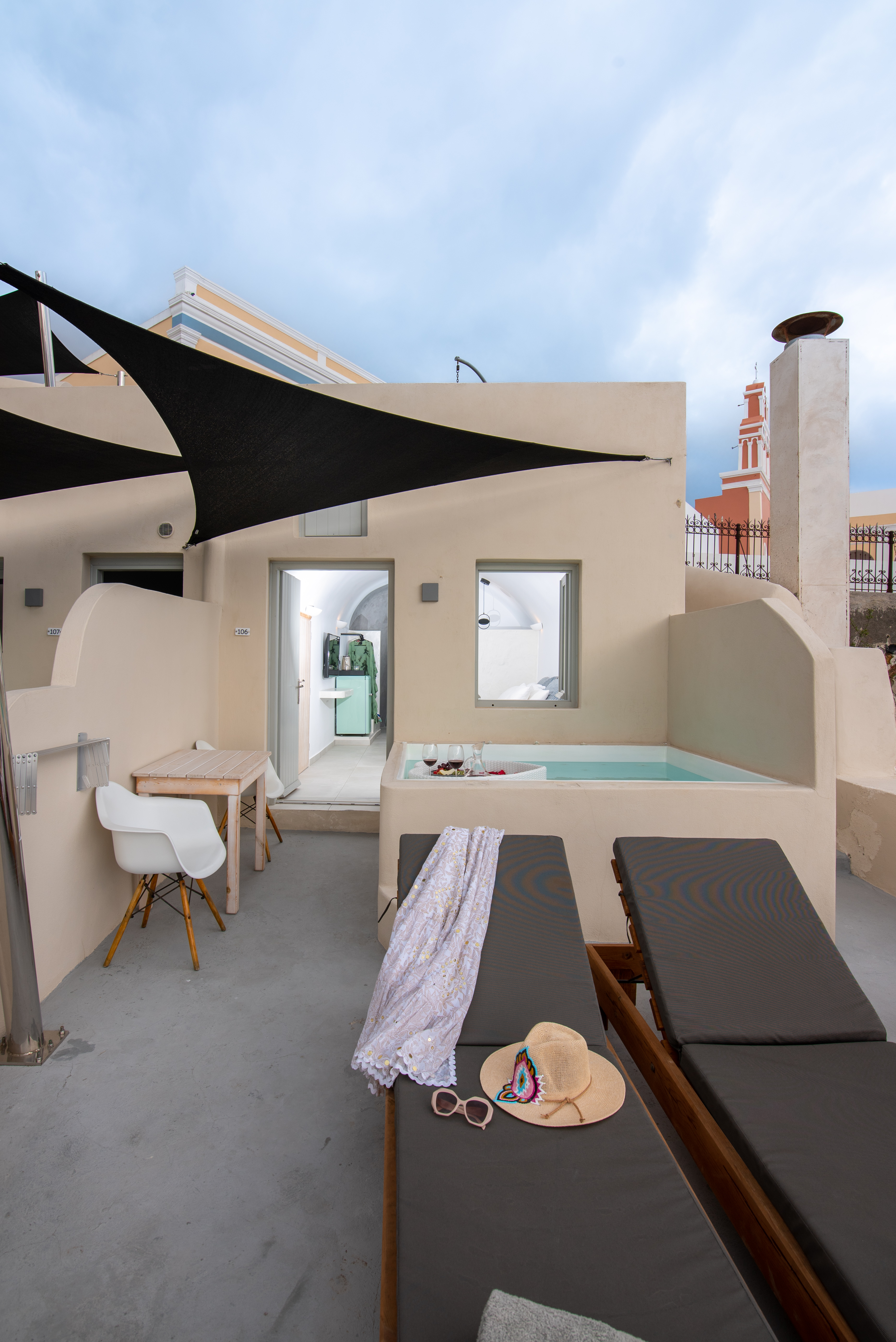 Junior Suite with Jacuzzi