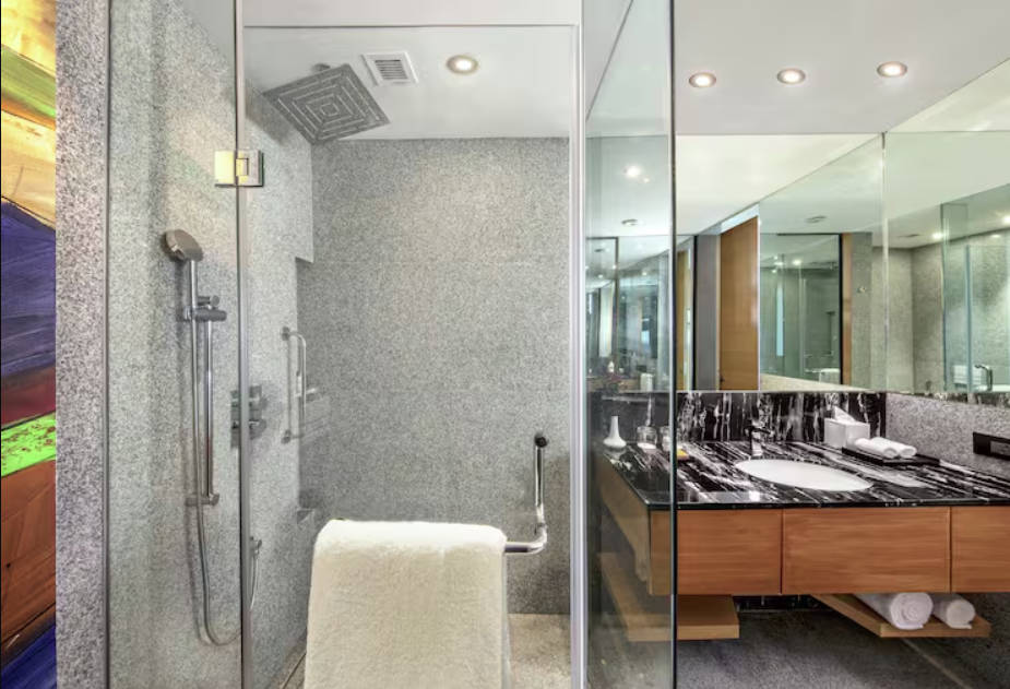 Double King Size Bed